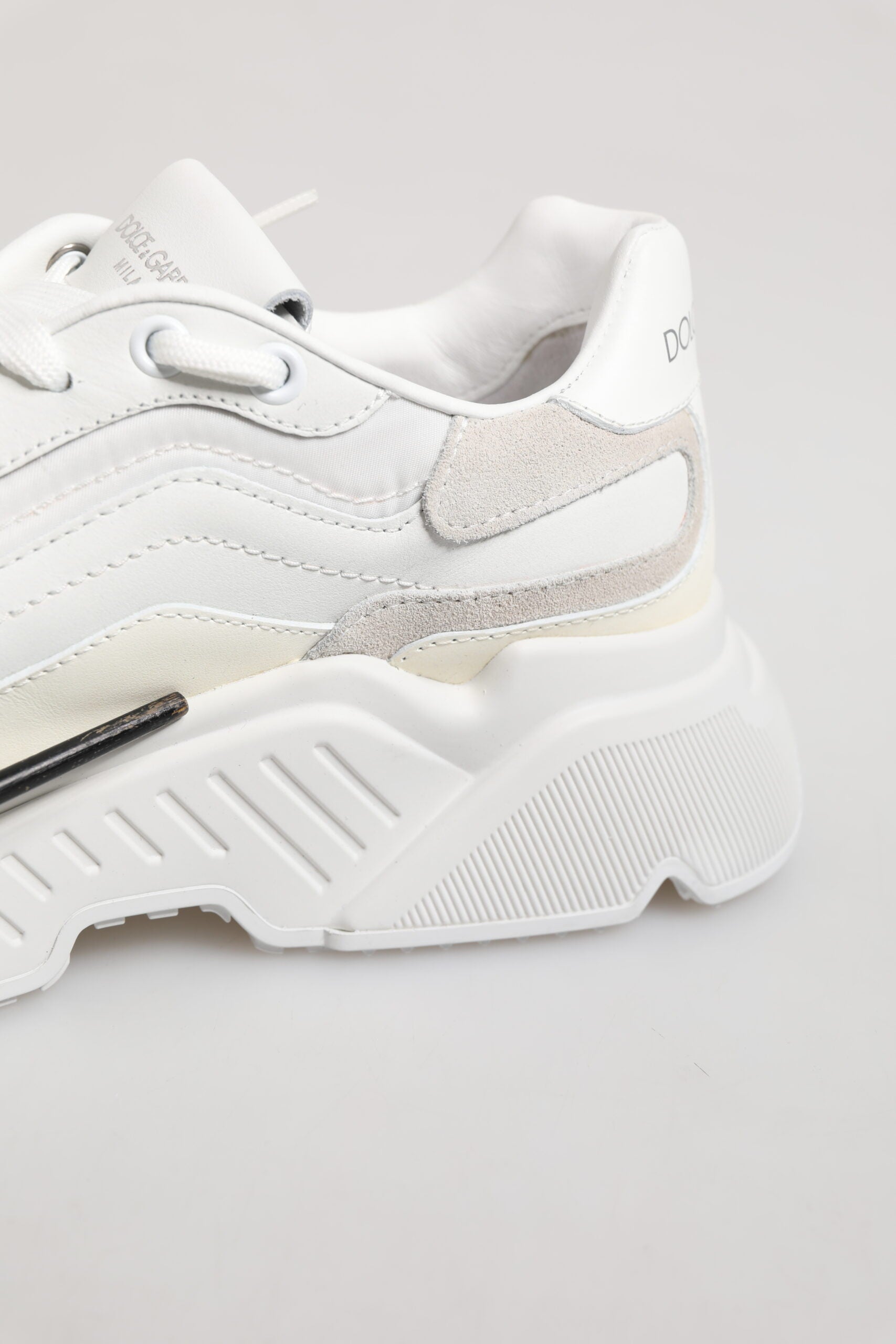 Dolce & Gabbana White Daymaster Low Top Mens Sneakers Men's Shoes (Pre-Owned)