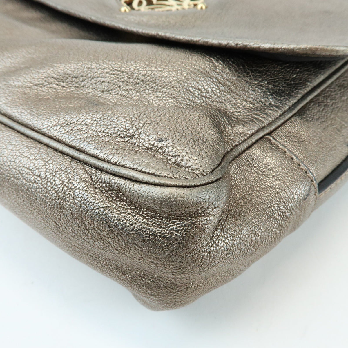 Loewe Shoulder Bag Leather Silver Leather Shoulder Bag Bag (Pre-Owned)