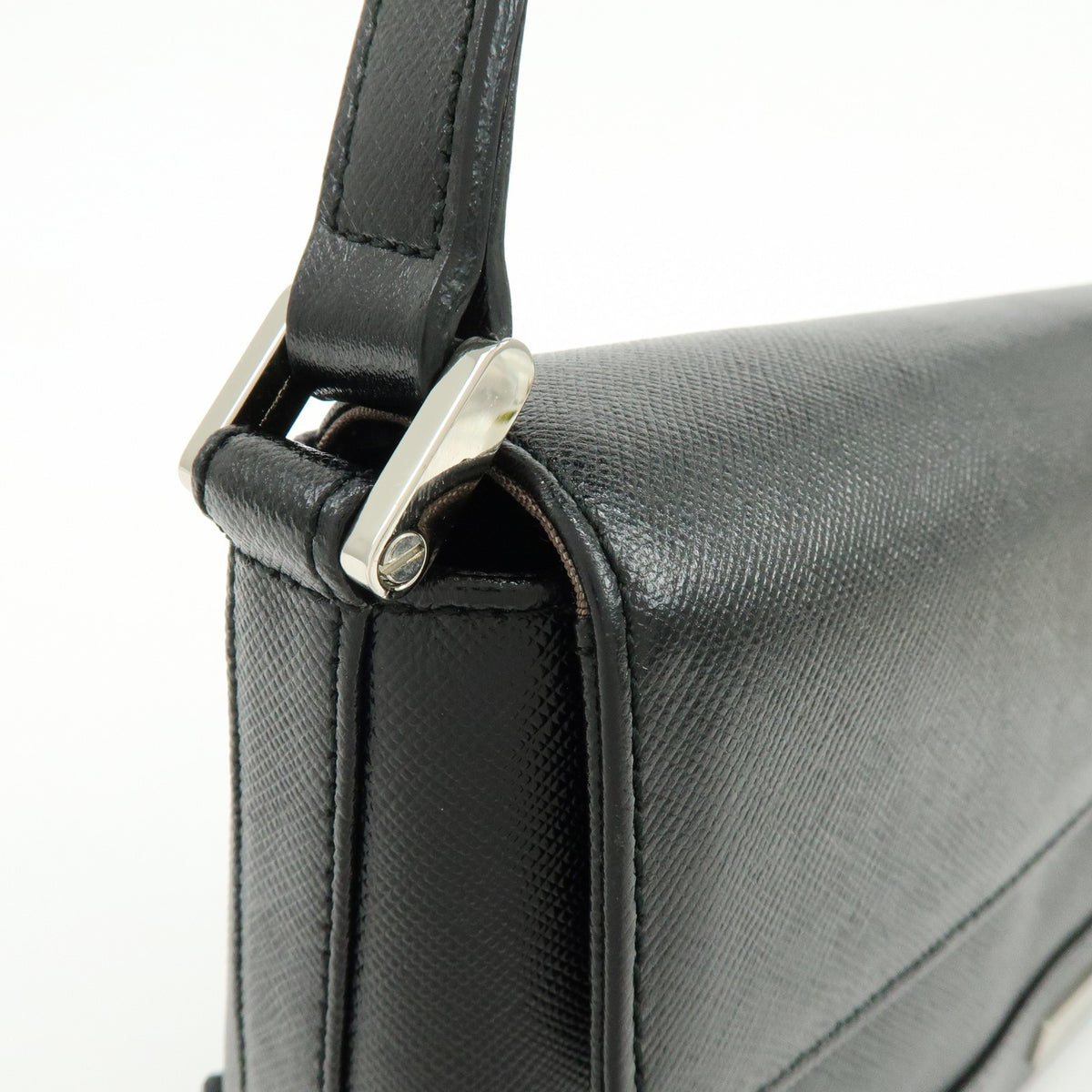 Burberry Shoulder Bag Leather Black Leather Shoulder Bag Bag (Pre-Owned)