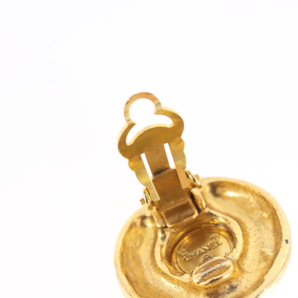 Chanel Vintage Round Cc Clip-On Metal With Faux Pearl Gold Metal Earrings Jewelry (Pre-Owned)