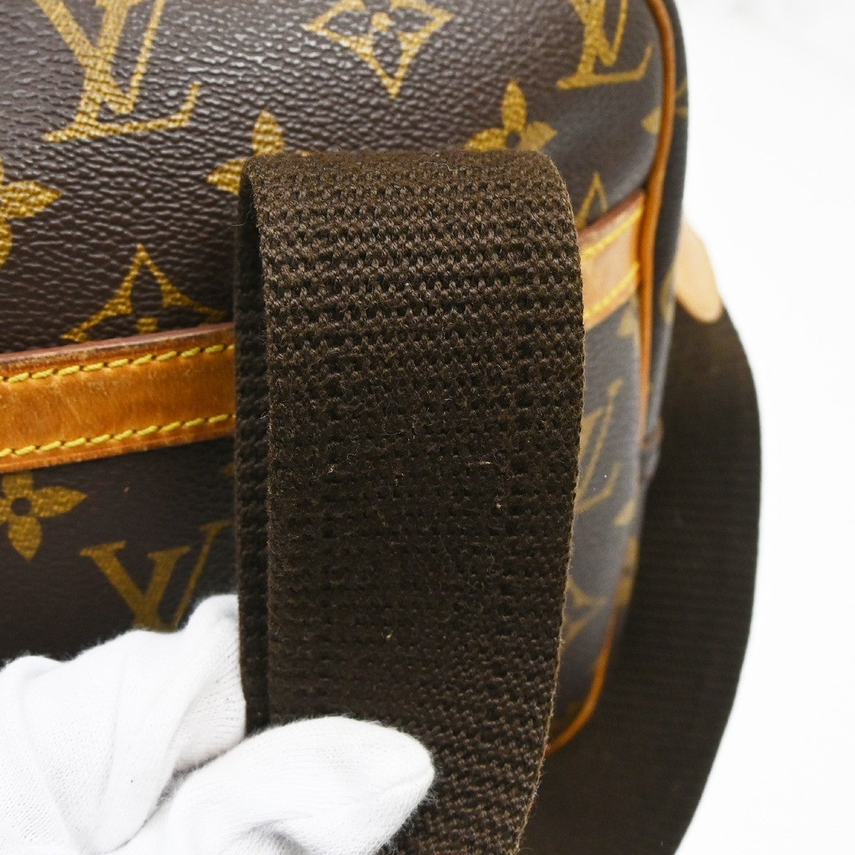 Louis Vuitton Reporter Monogram Canvas Brown Canvas Handbag (Pre-Owned)