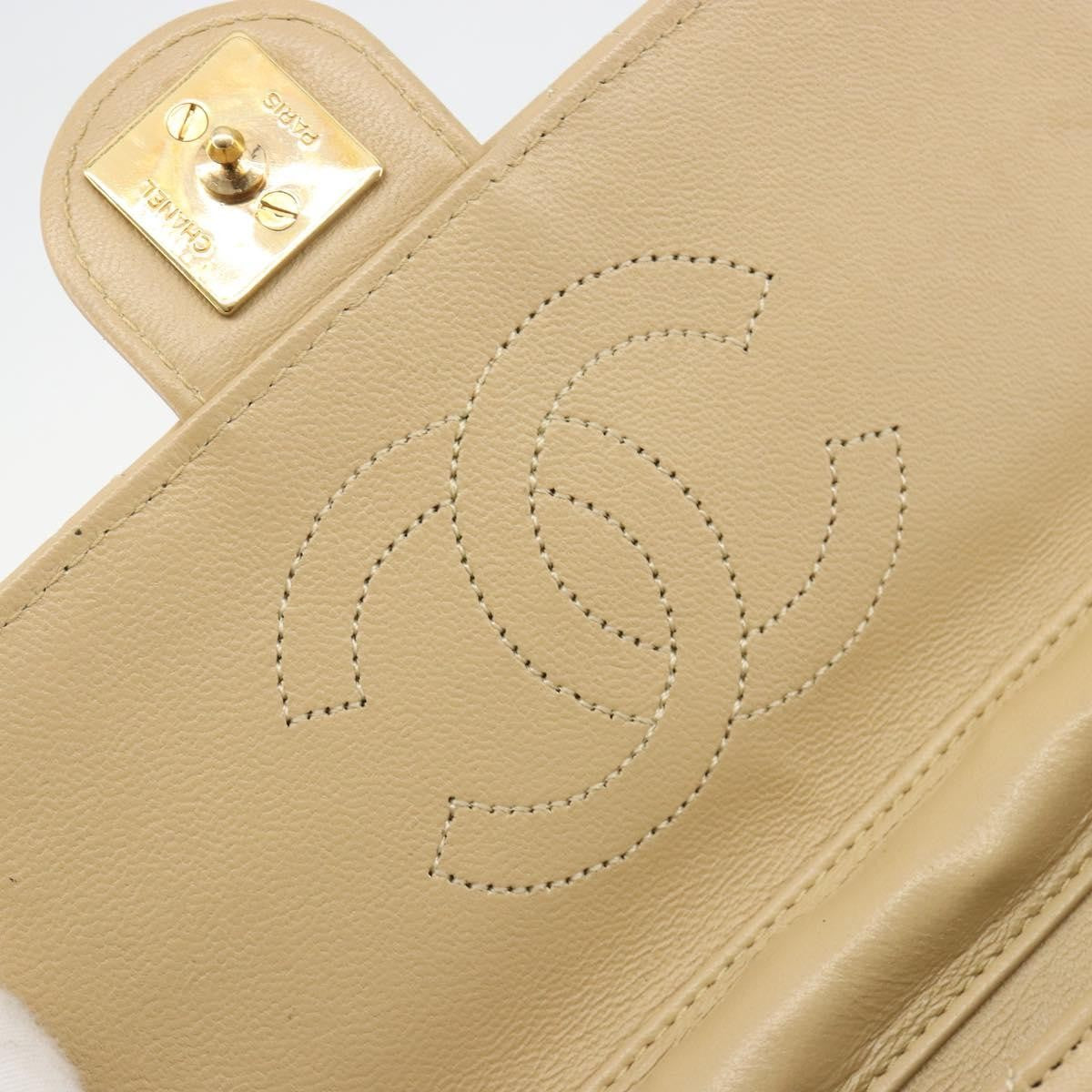 Chanel Vintage Clutch With Chain Quilted Leather Beige Leather Clutche & Pouche Bag (Pre-Owned)