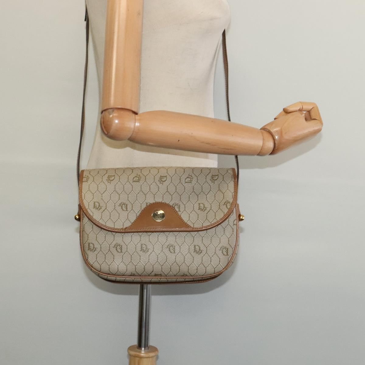 Christian Dior Vintage Honeycomb Canvas Beige Canvas Shoulder Bag Bag (Pre-Owned)