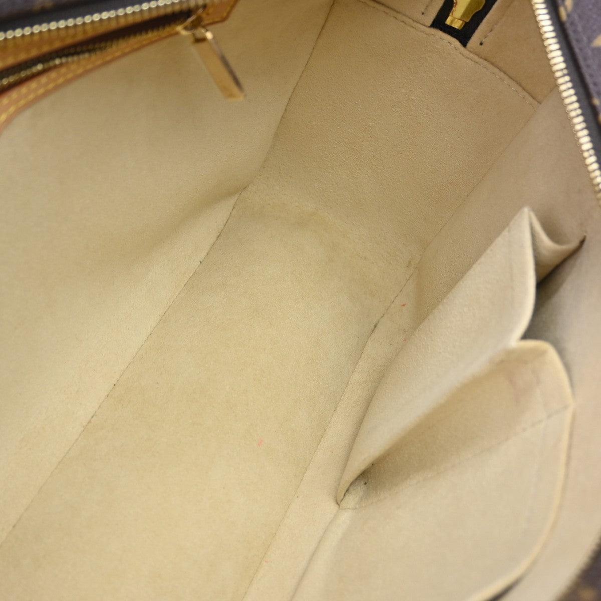 Louis Vuitton Cite Monogram Canvas Brown Canvas Handbag (Pre-Owned)