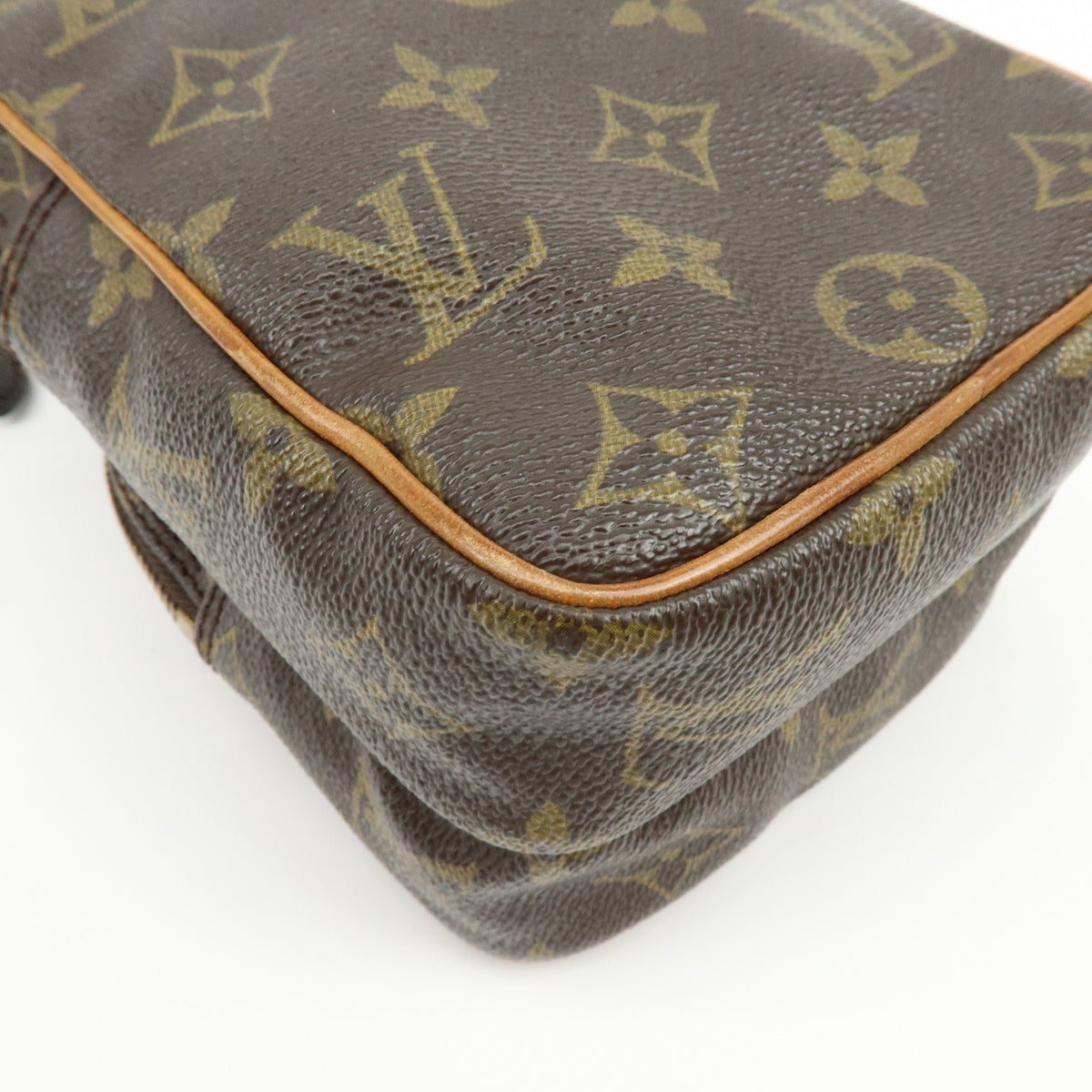 Louis Vuitton Amazone Monogram Canvas Brown Canvas Handbag (Pre-Owned)