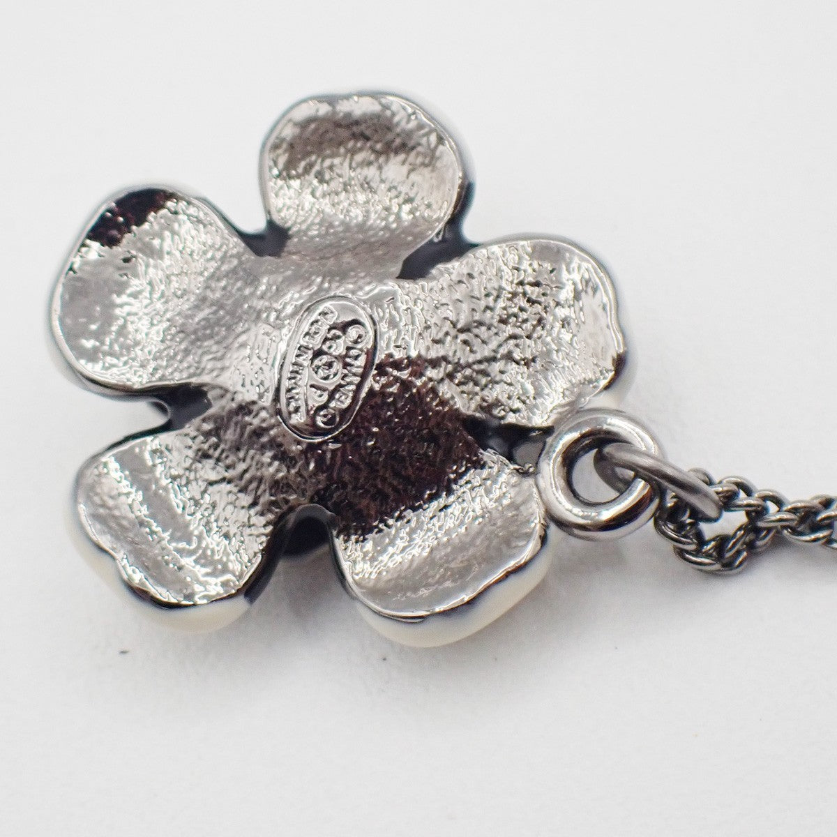 Chanel Cc Flower Ladybug Silver Plated And Acrylic Silver Metal Necklace Jewelry (Pre-Owned)