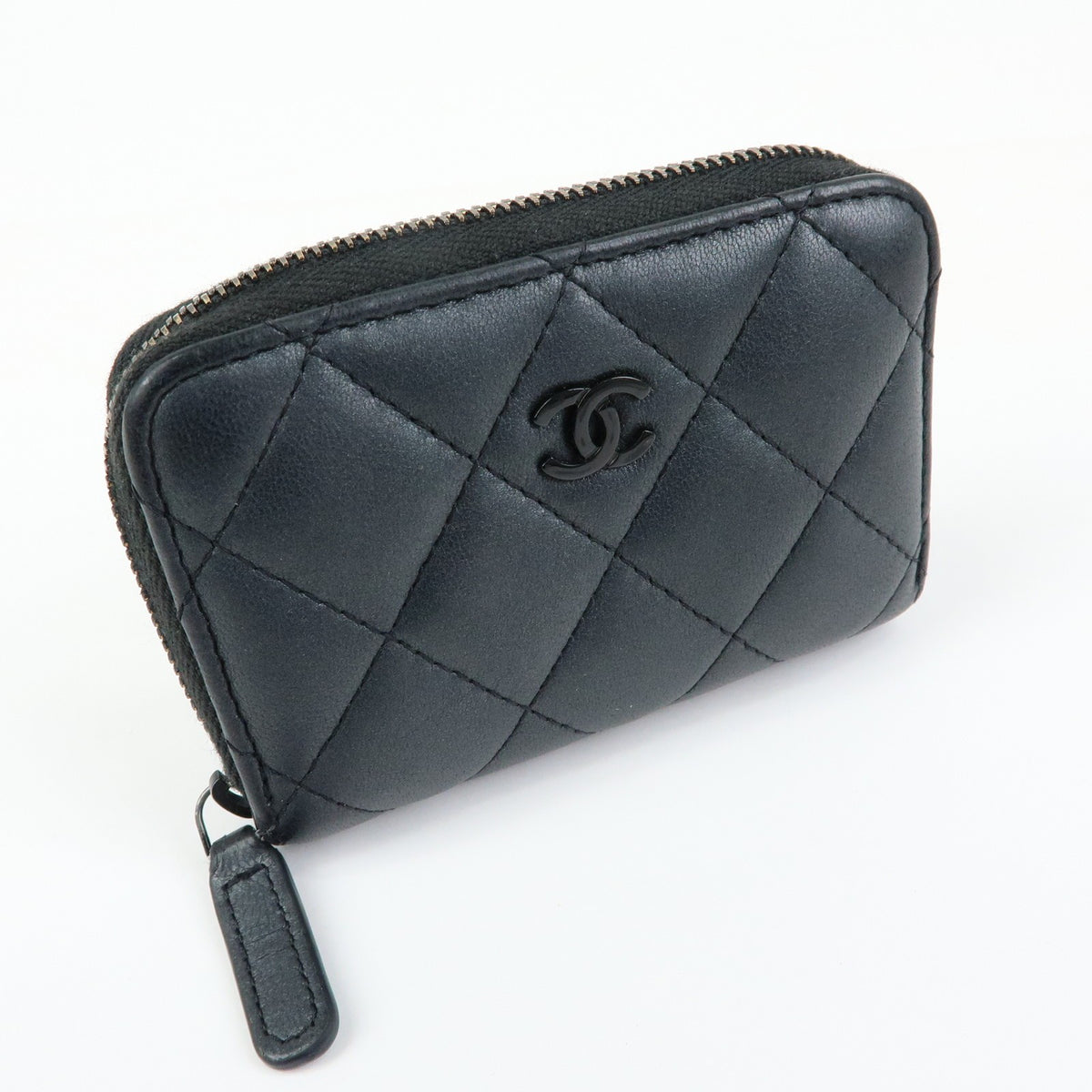Chanel So Black Cc Zip Coin Purse Quilted Lambskin Black Leather Wallets Accessory (Pre-Owned)