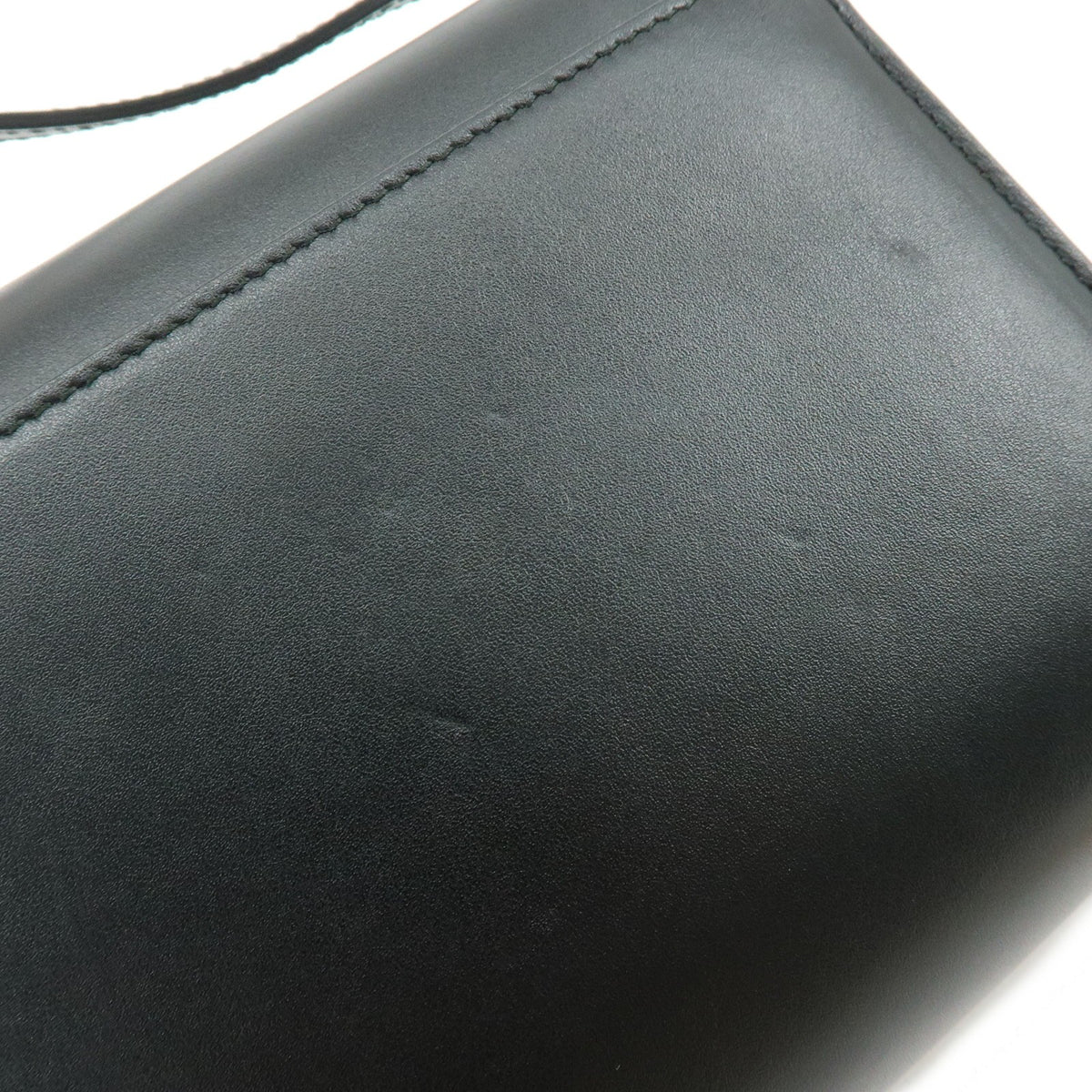 Gucci Zumi Leather Black Leather Shoulder Bag Bag (Pre-Owned)