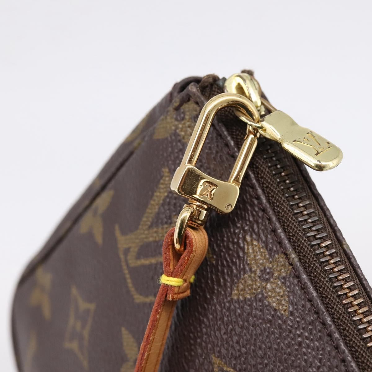 Louis Vuitton Pochette Accessoires Nm Monogram Canvas Brown Canvas Clutche & Pouche Bag (Pre-Owned)