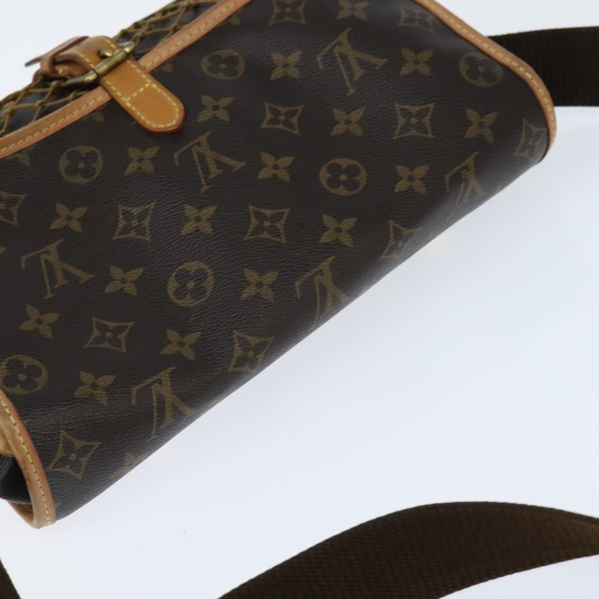 Louis Vuitton Congo Messenger Monogram Canvas Brown Canvas Shoulder Bag Bag (Pre-Owned)