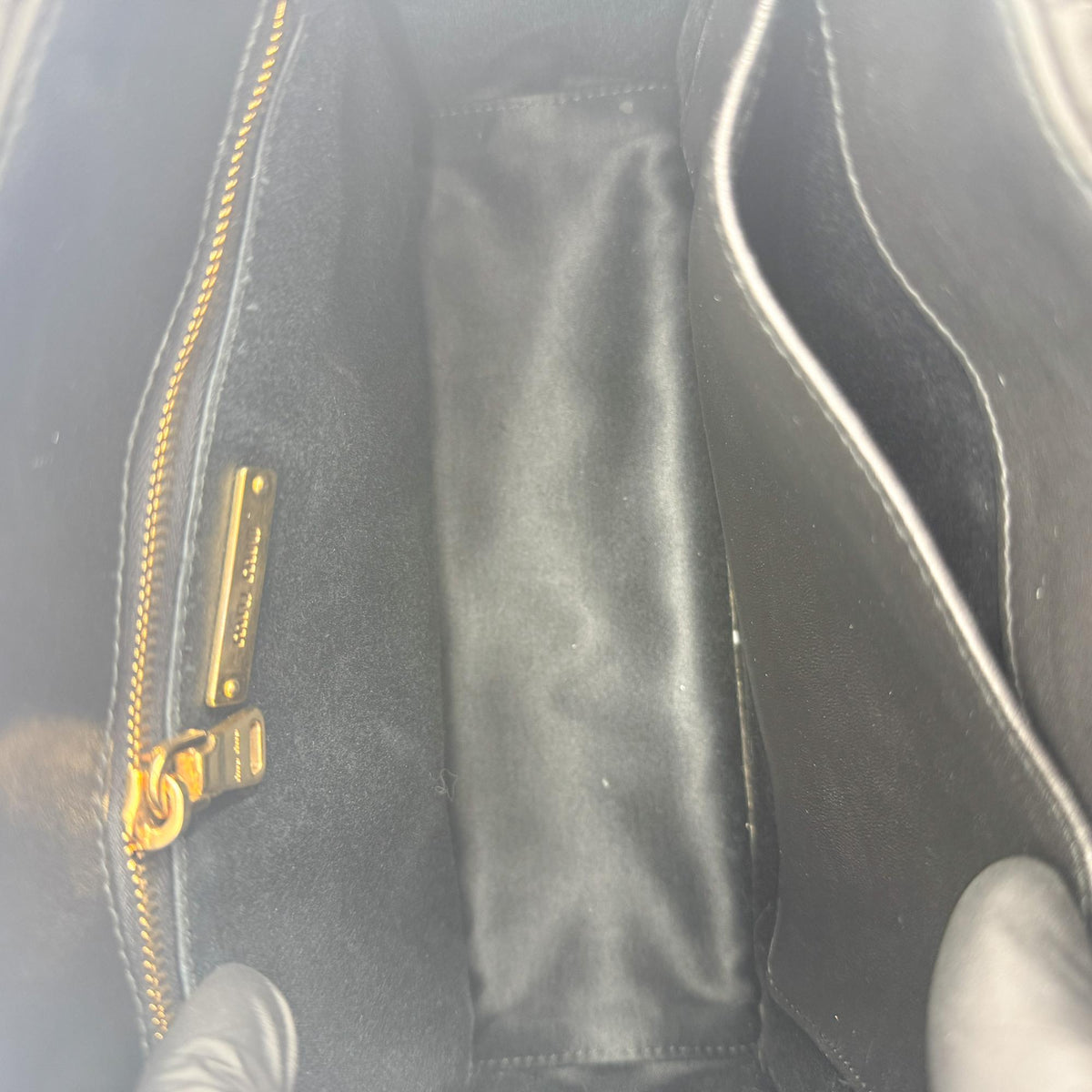 Miu Miu Confidential Matelasse Leather Black Leather Crossbody Bag Bag (Pre-Owned)