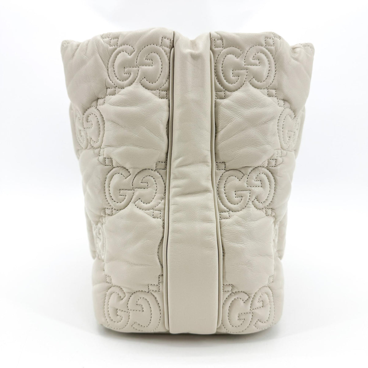 Gucci Gg Marmont Matelassé Leather White Leather Shoulder Bag Bag (Pre-Owned)