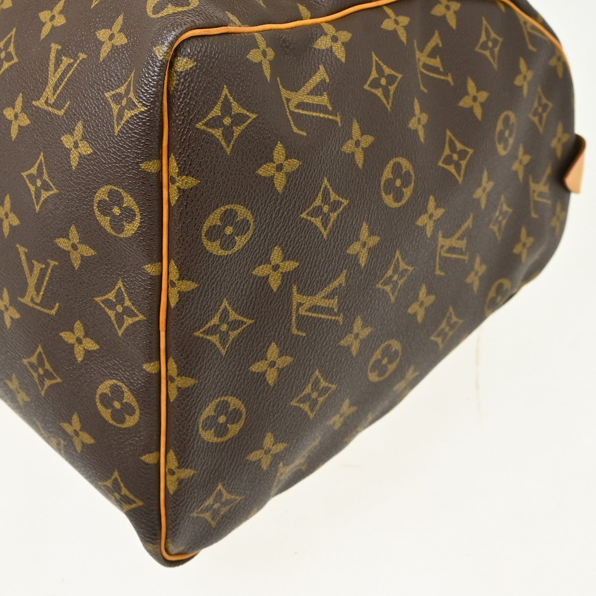 Louis Vuitton Keepall Monogram Canvas Brown Canvas Travel Bag Bag (Pre-Owned)