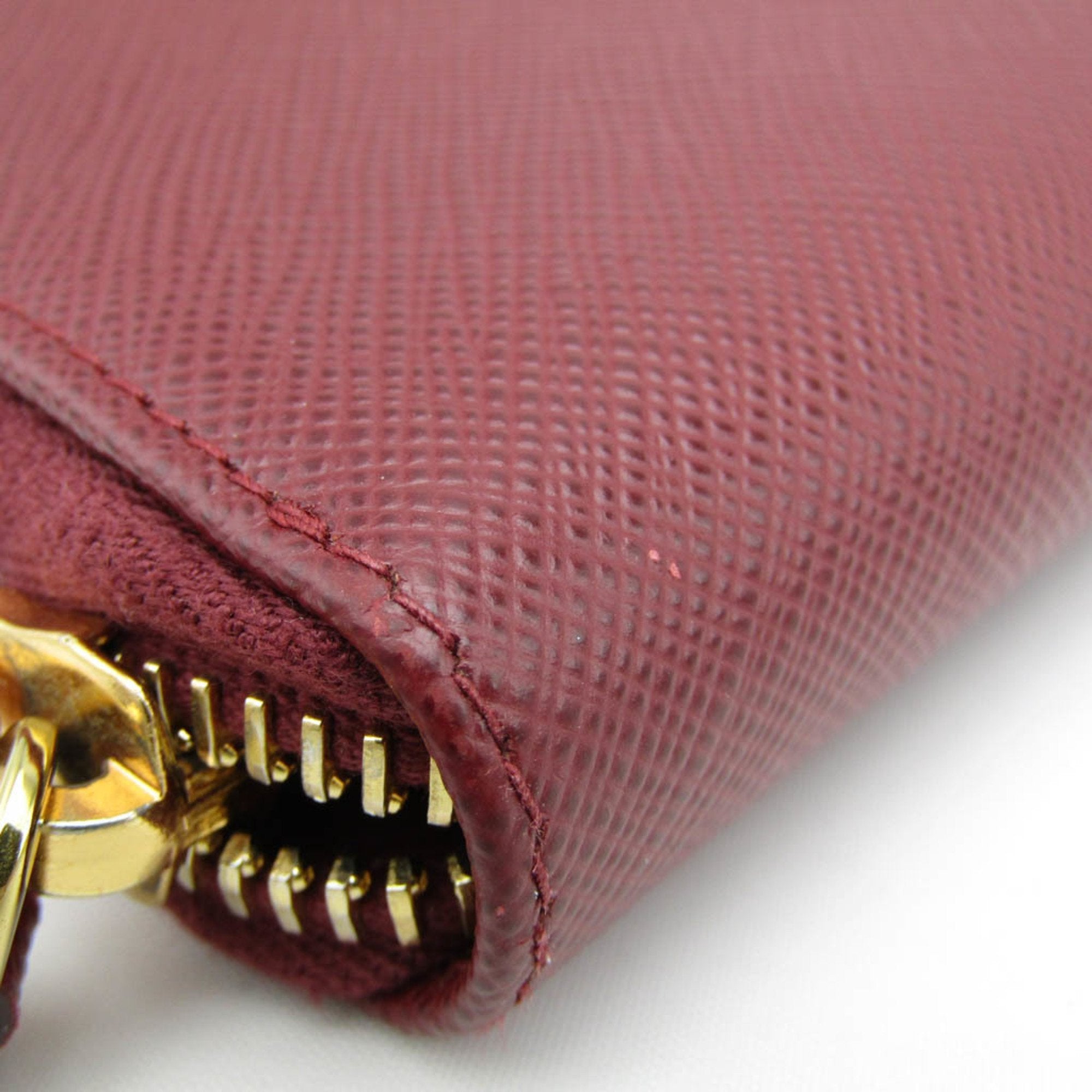 Prada Saffiano Burgundy Leather Wallet (Pre-Owned)