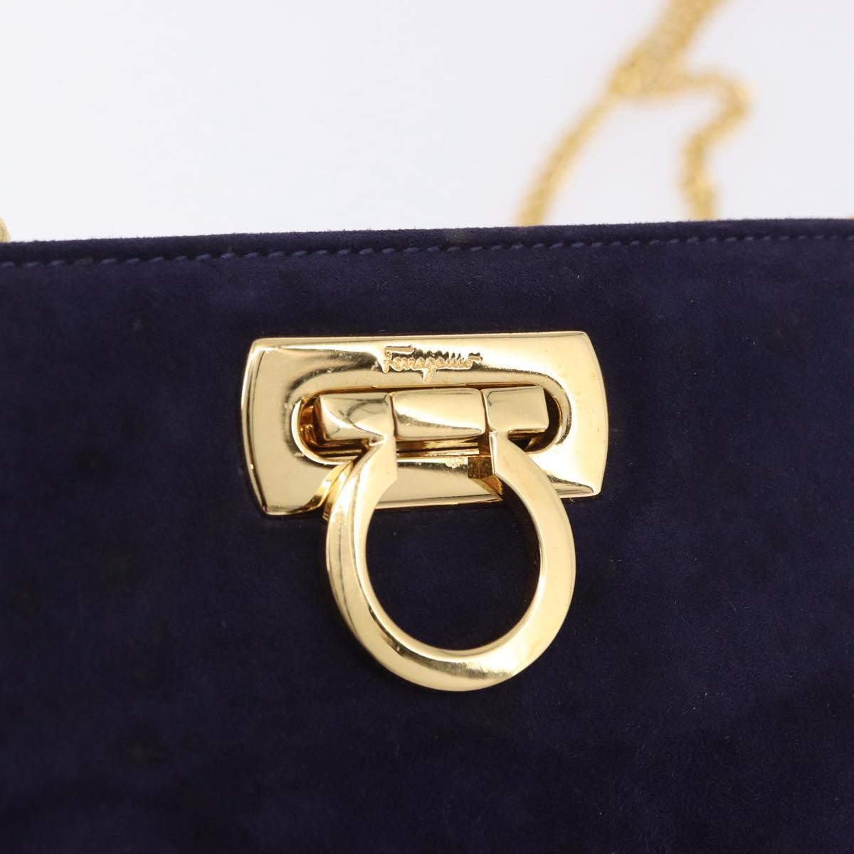 Salvatore Ferragamo Vintage Gancini Chain Suede Purple Suede Shoulder Bag Bag (Pre-Owned)