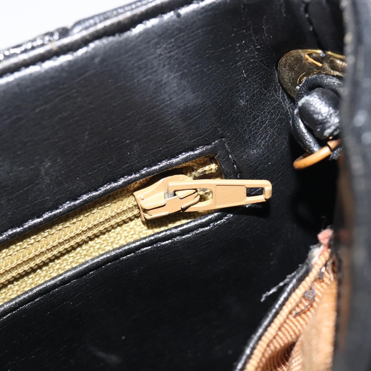 Givenchy 4G Shoulder Bag Leather Black Leather Shoulder Bag Bag (Pre-Owned)