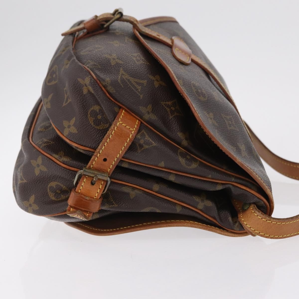 Louis Vuitton Saumur Monogram Canvas Brown Canvas Shoulder Bag Bag (Pre-Owned)