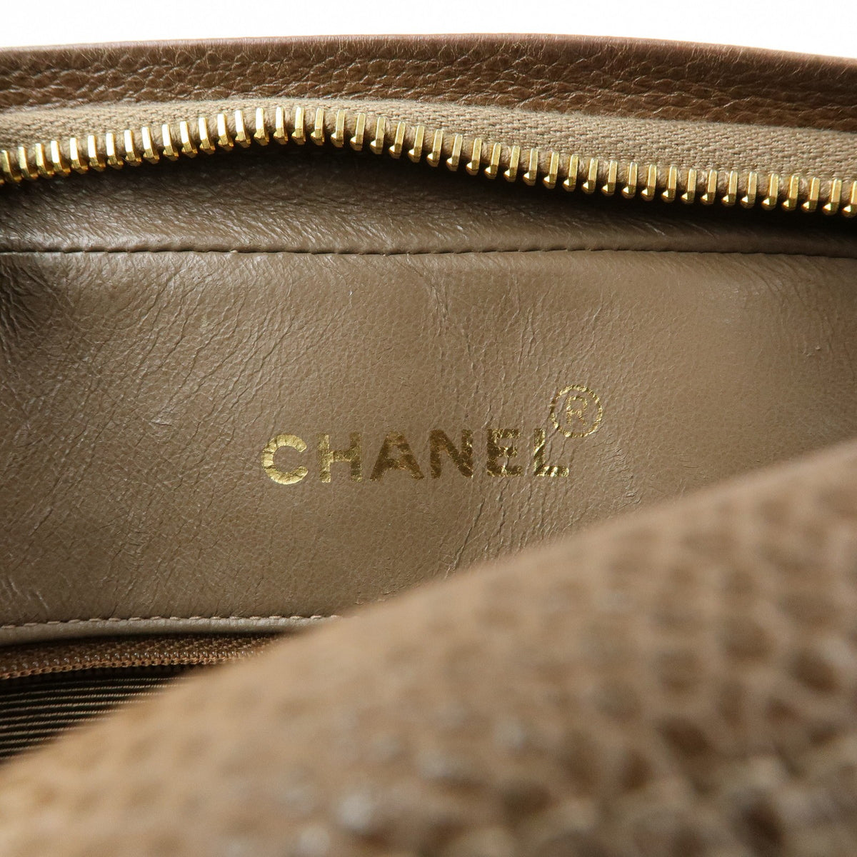 Chanel Vintage Front Pocket Camera Quilted Caviar Brown Leather Handbag (Pre-Owned)