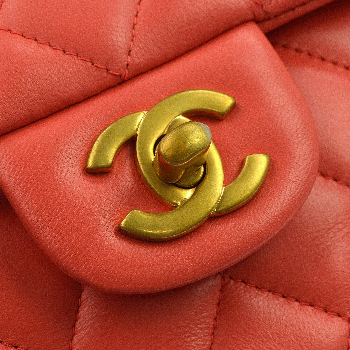 Chanel Classic Bowler Quilted Caviar Pink Leather Handbag (Pre-Owned)