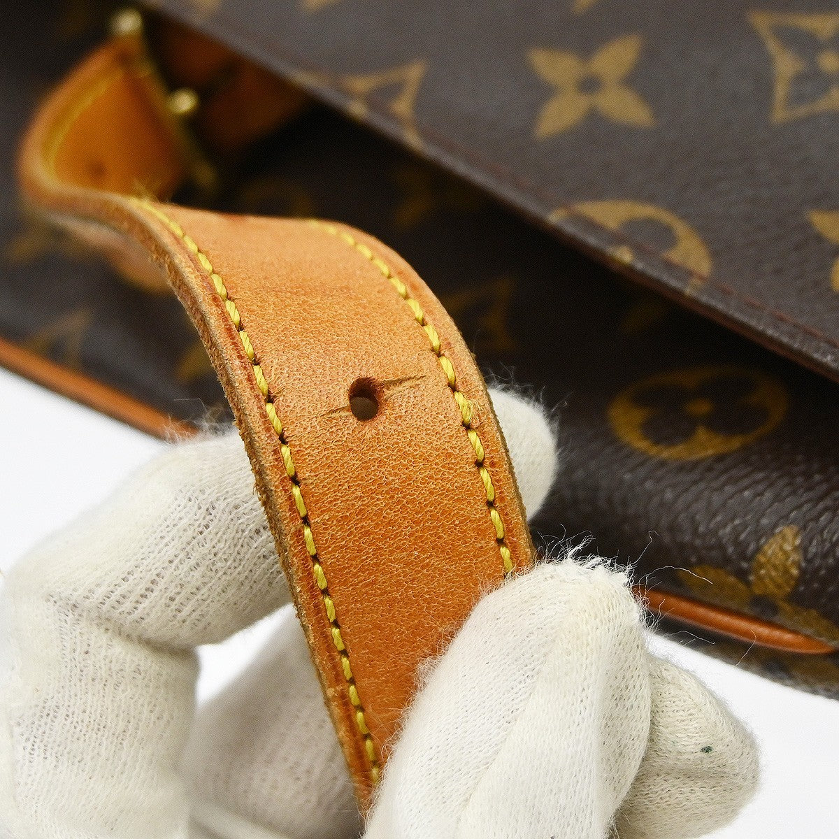 Louis Vuitton Musette Monogram Brown Canvas Shoulder Bag Bag (Pre-Owned)