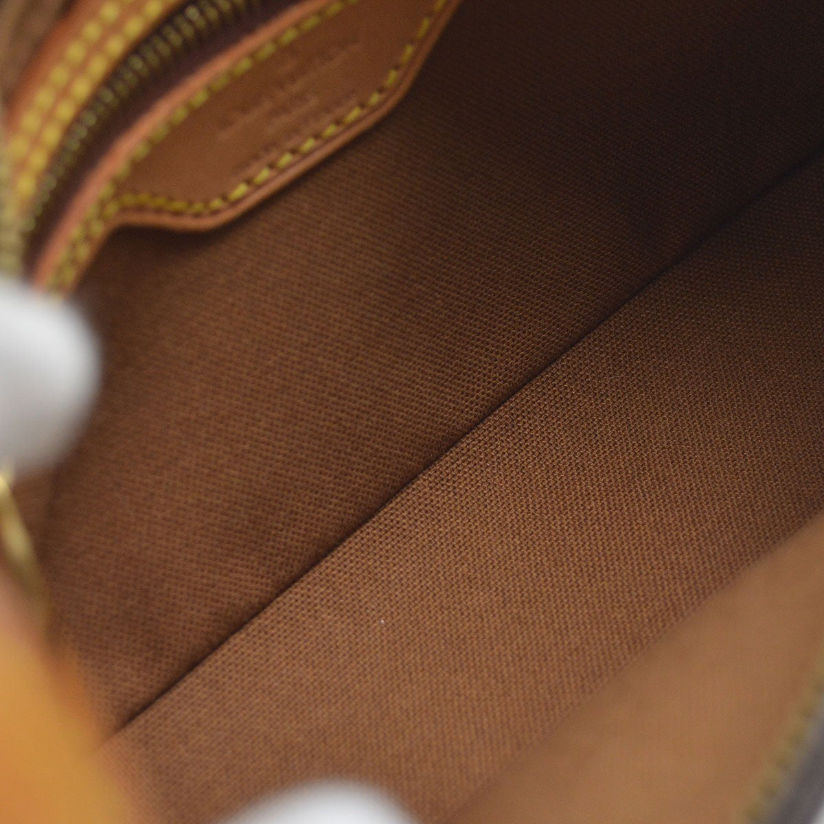 Louis Vuitton Trotteur Monogram Canvas Brown Canvas Shoulder Bag Bag (Pre-Owned)