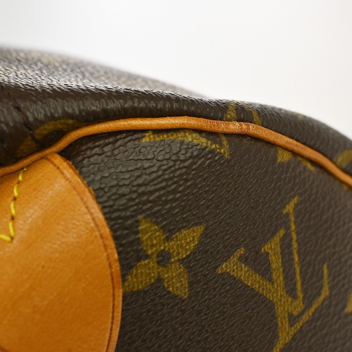 Louis Vuitton Keepall Monogram Brown Canvas Travel Bag Bag (Pre-Owned)