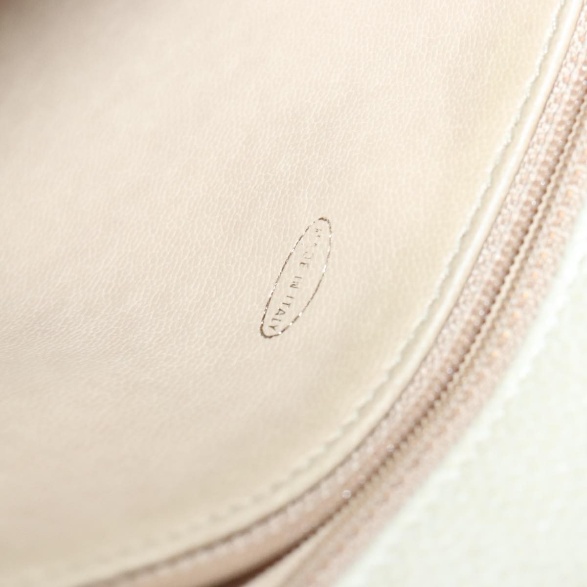 Chanel Vintage Slit Pocket Quilted Caviar Beige Leather Shoulder Bag Bag (Pre-Owned)