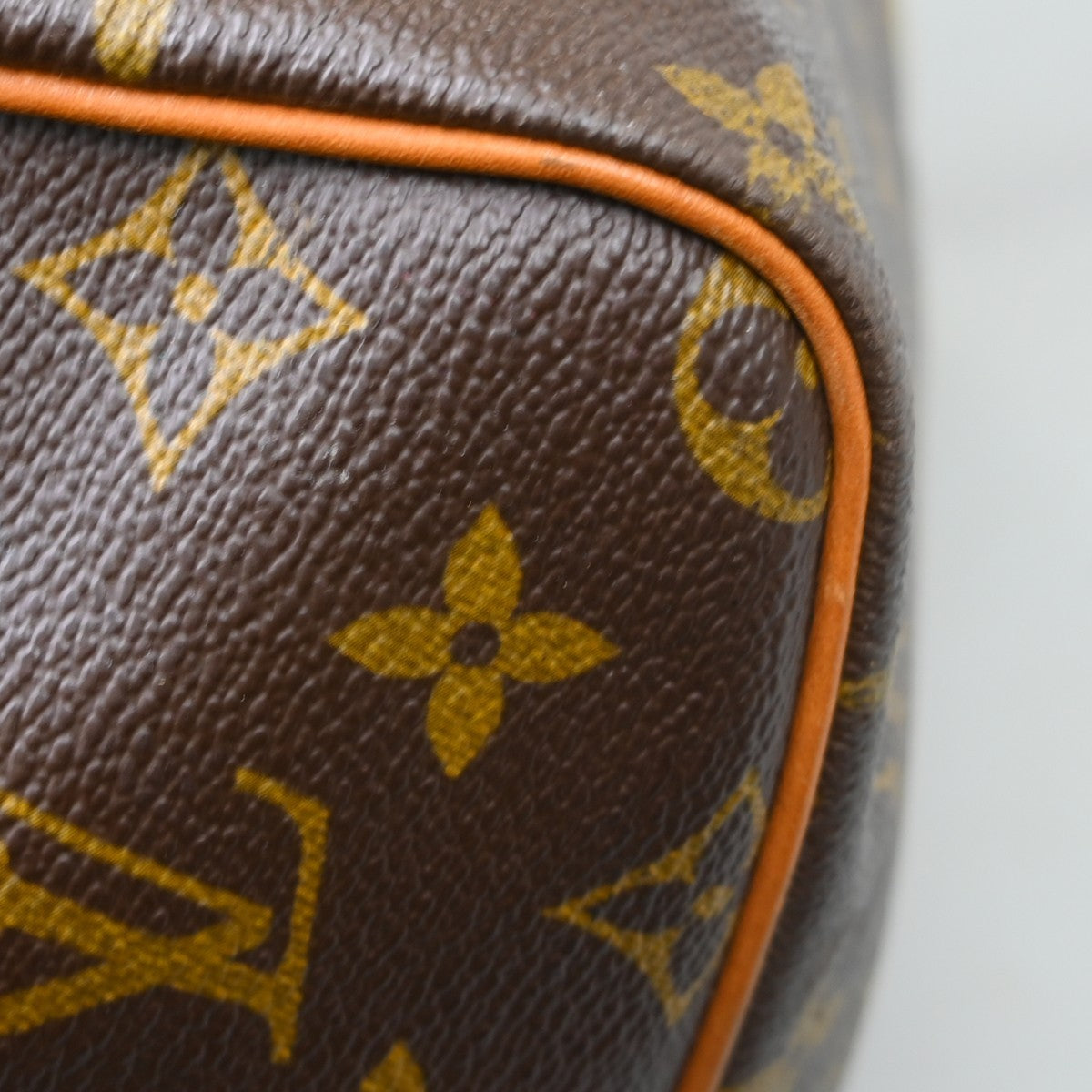 Louis Vuitton Keepall Monogram Brown Canvas Travel Bag Bag (Pre-Owned)