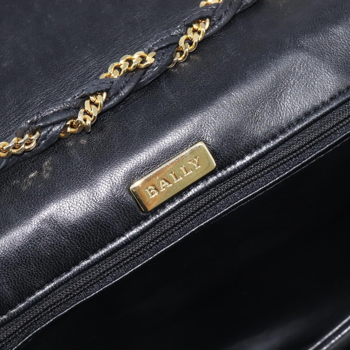 Bally Vintage Quilted Leather Black Leather Shoulder Bag Bag (Pre-Owned)