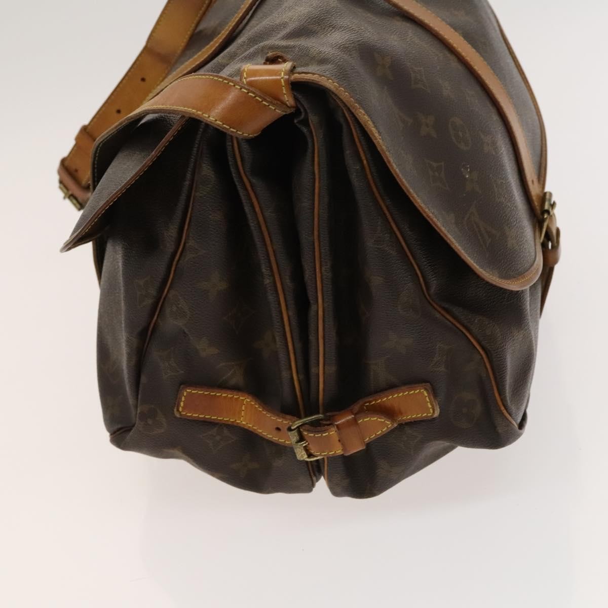 Louis Vuitton Saumur Monogram Canvas Brown Canvas Shoulder Bag Bag (Pre-Owned)