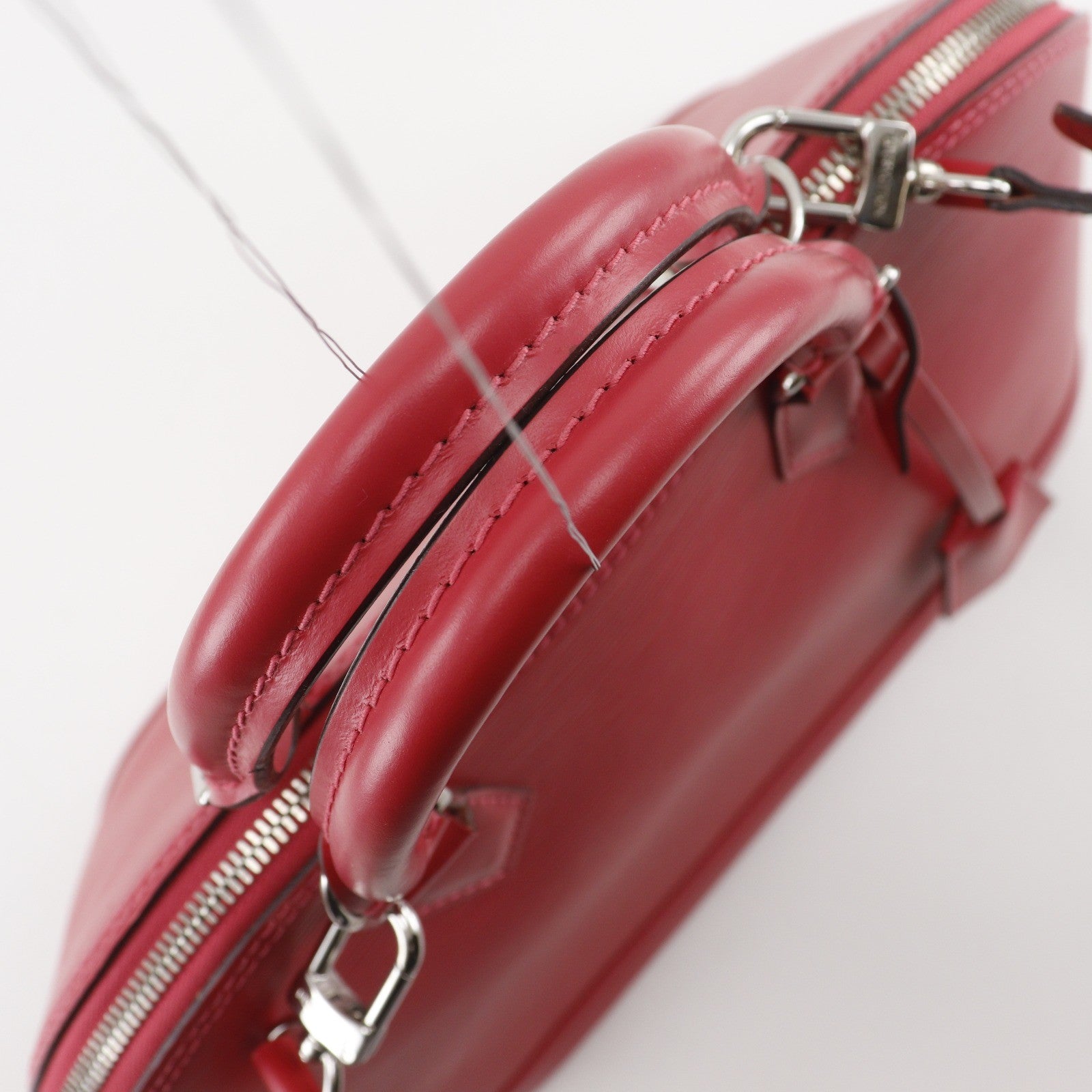Louis Vuitton Alma Epi Red Leather Handbag (Pre-Owned)