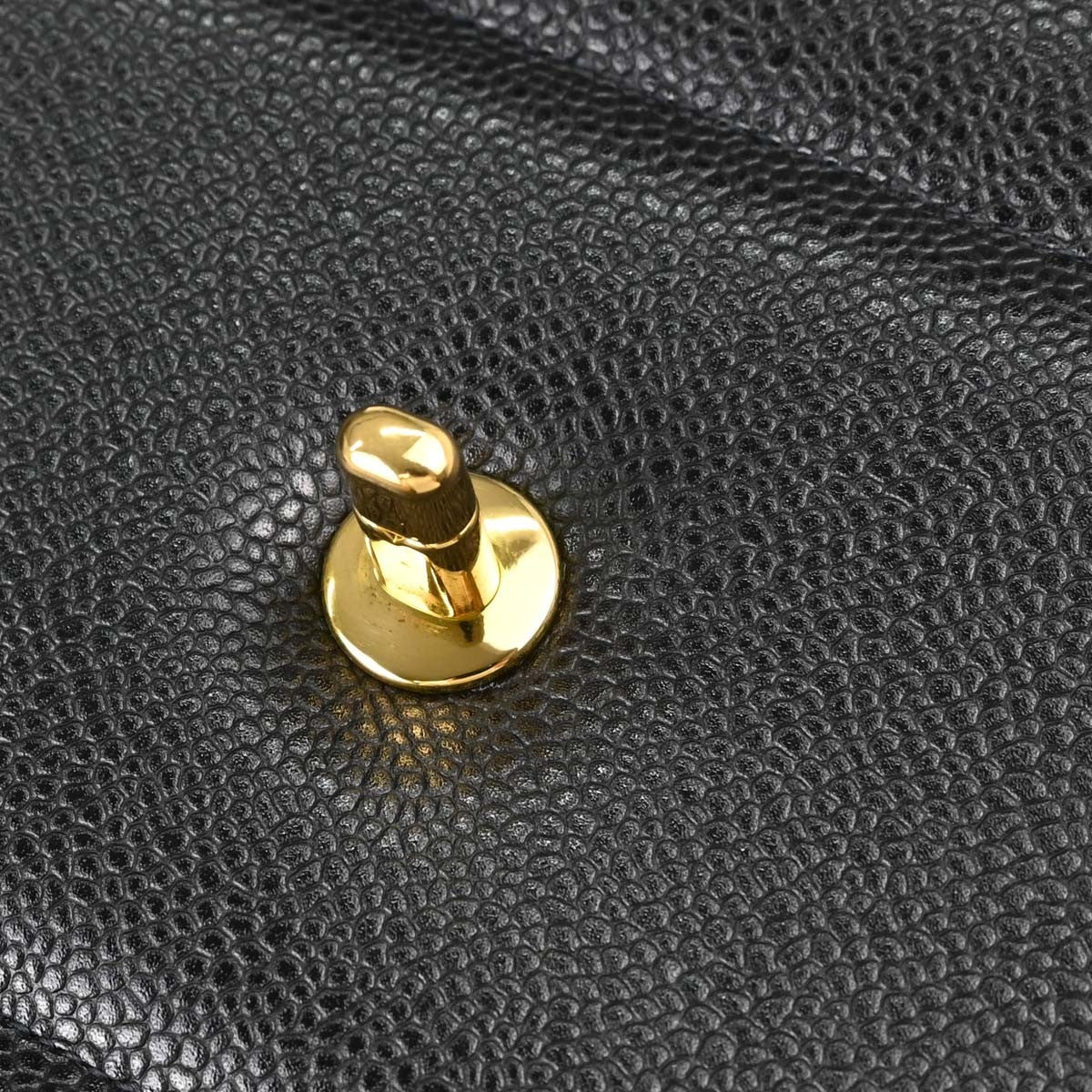 Chanel Vintage Top Handle Vertical Quilt Caviar Black Leather Handbag (Pre-Owned)