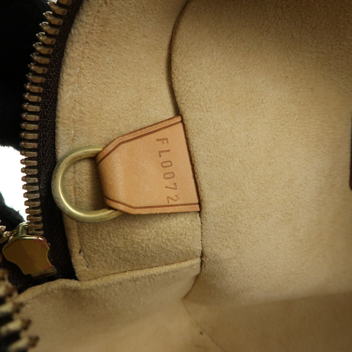 Louis Vuitton Cite Monogram Canvas Brown Canvas Handbag (Pre-Owned)