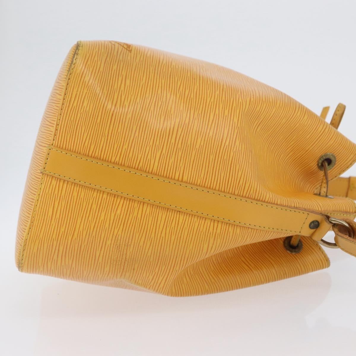 Louis Vuitton Petit Noe Epi Leather Yellow Leather Shoulder Bag Bag (Pre-Owned)
