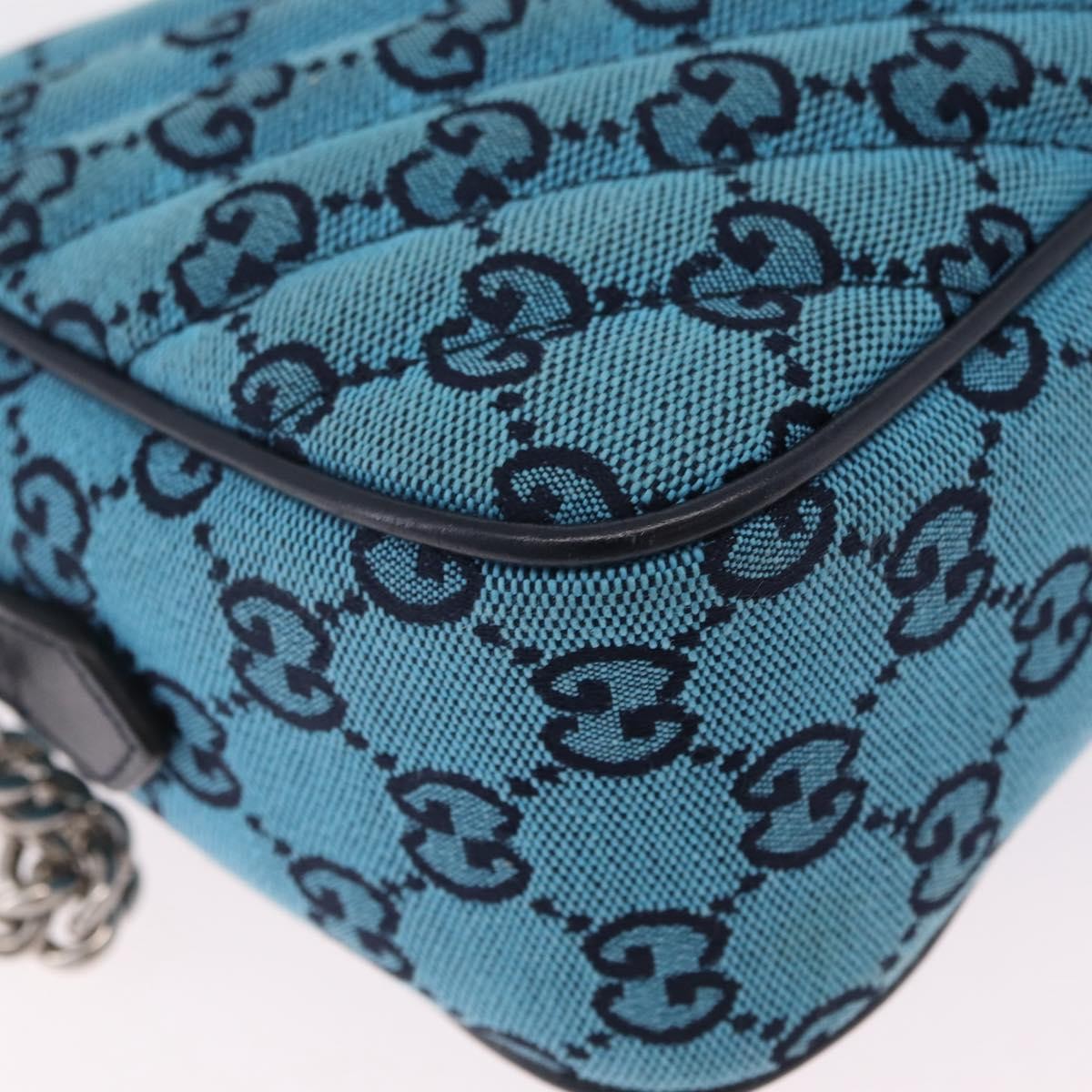 Gucci Gg Marmont Multicolor Diagonal Quilted Gg Canvas Blue Canvas Shoulder Bag Bag (Pre-Owned)