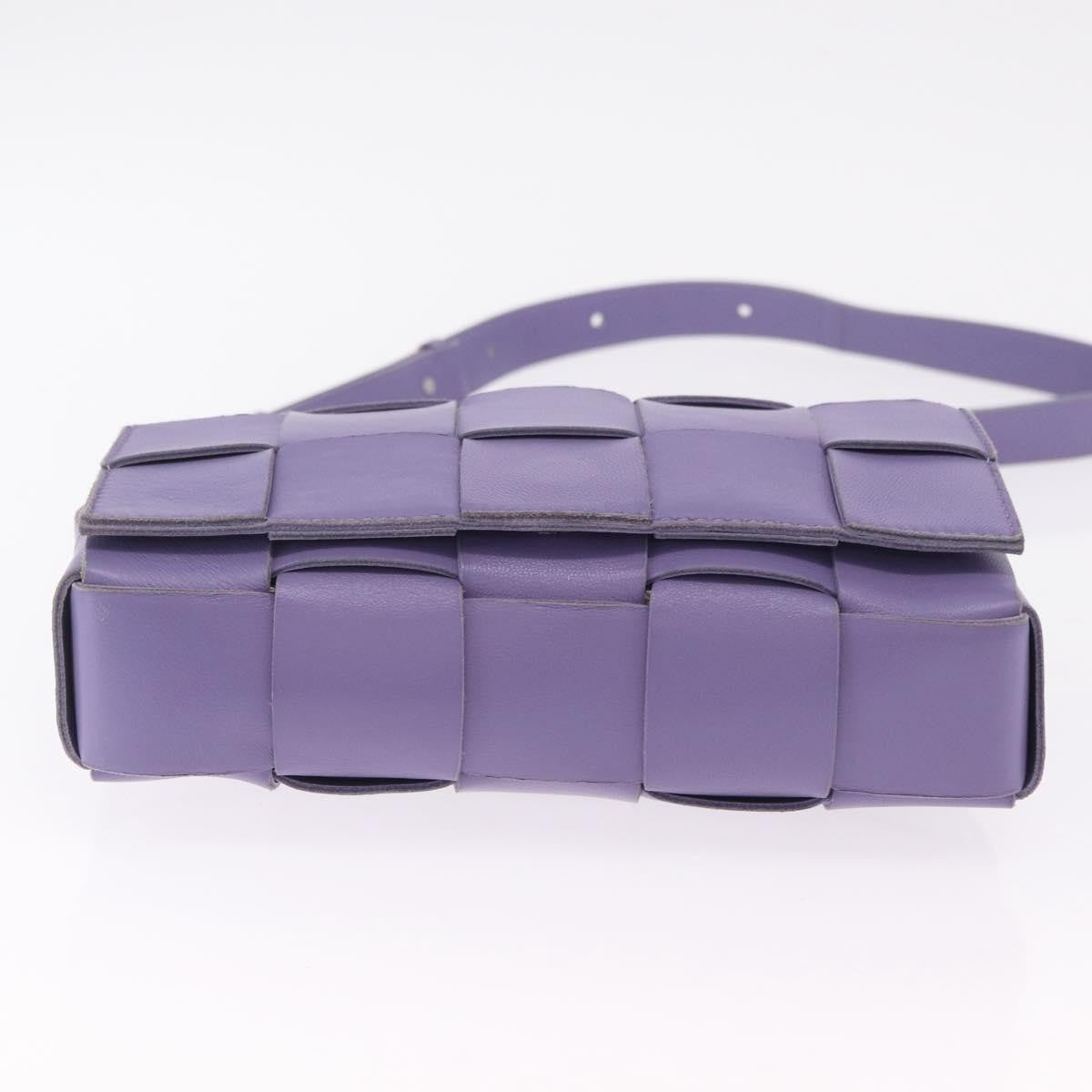 Bottega Veneta Cassette Maxi Intrecciato Leather Purple Leather Crossbody Bag Bag (Pre-Owned)