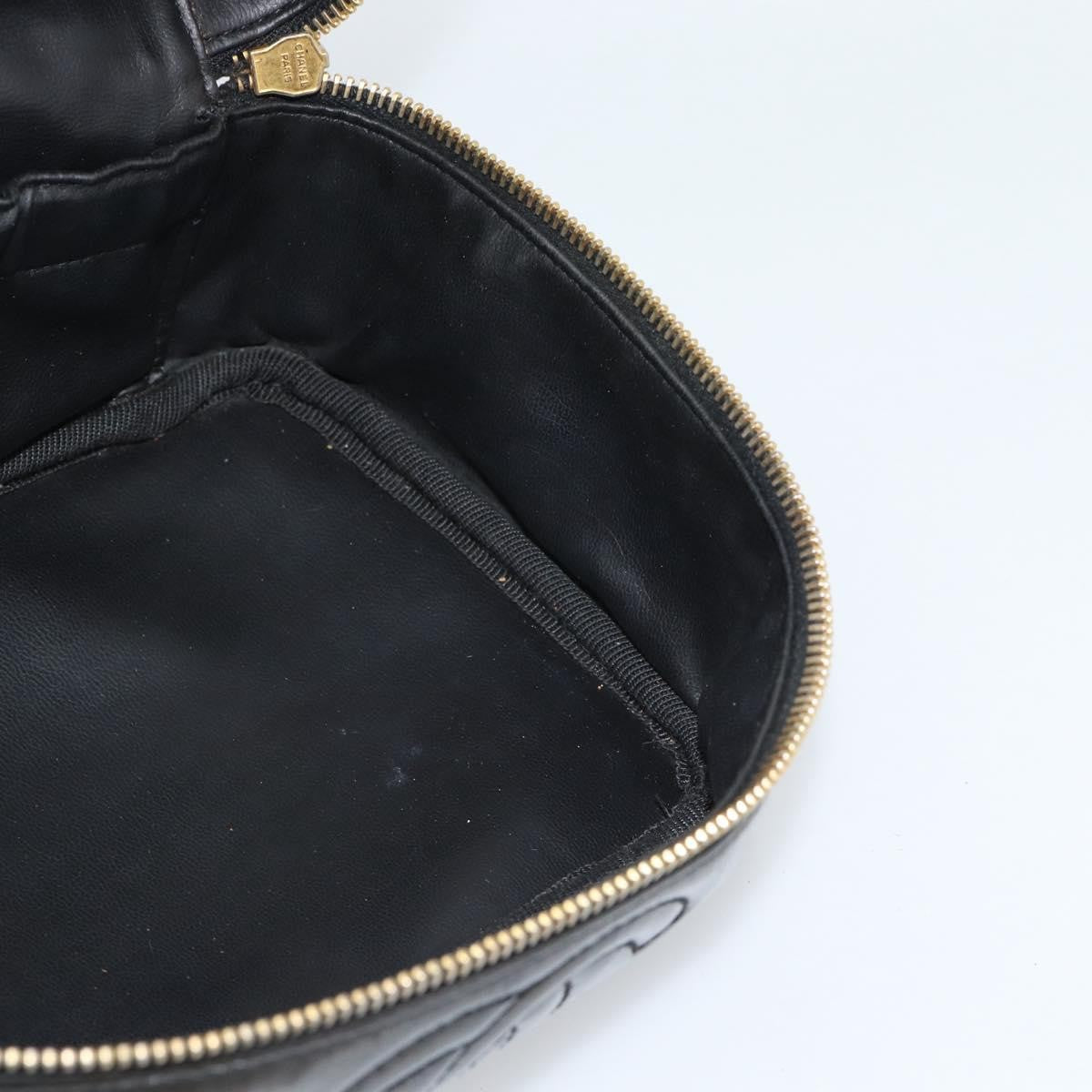 Fendi Vintage Cosmetic Case Pequin Canvas Black Patent_Leather Clutche & Pouche Bag (Pre-Owned)