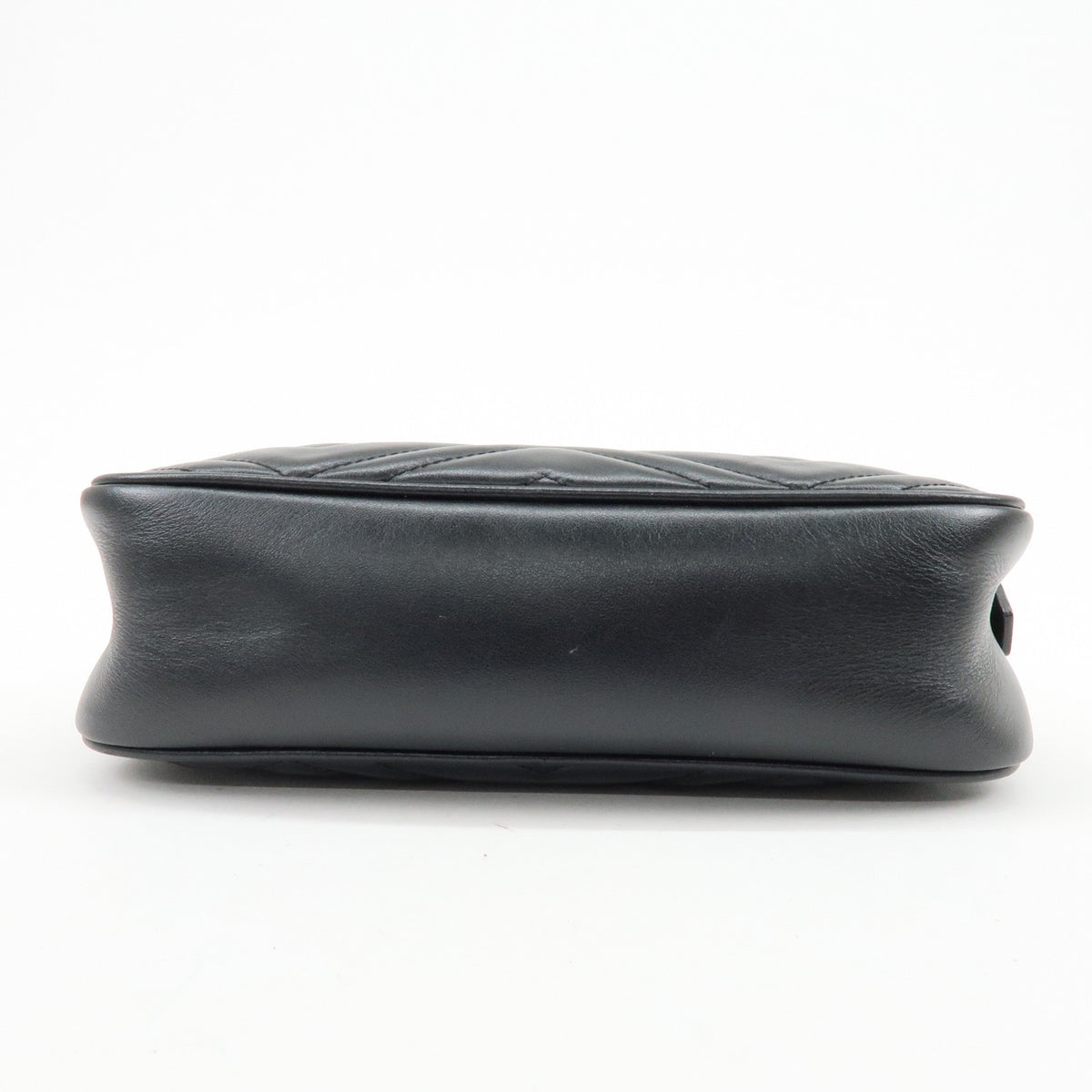 Gucci Gg Marmont Matelasse Leather Black Leather Shoulder Bag Bag (Pre-Owned)
