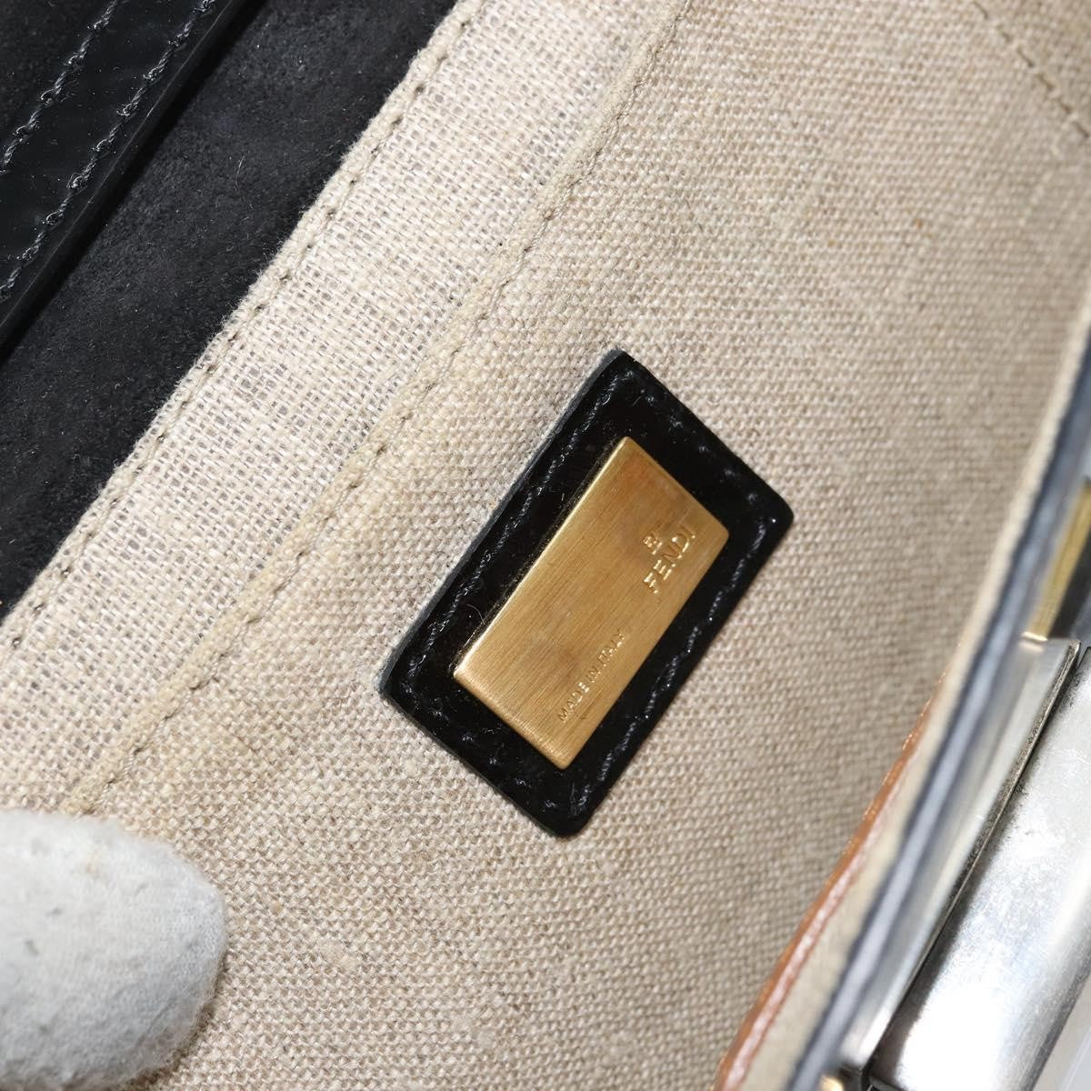 Fendi Vintage Enamel Black Patent_Leather Shoulder Bag Bag (Pre-Owned)
