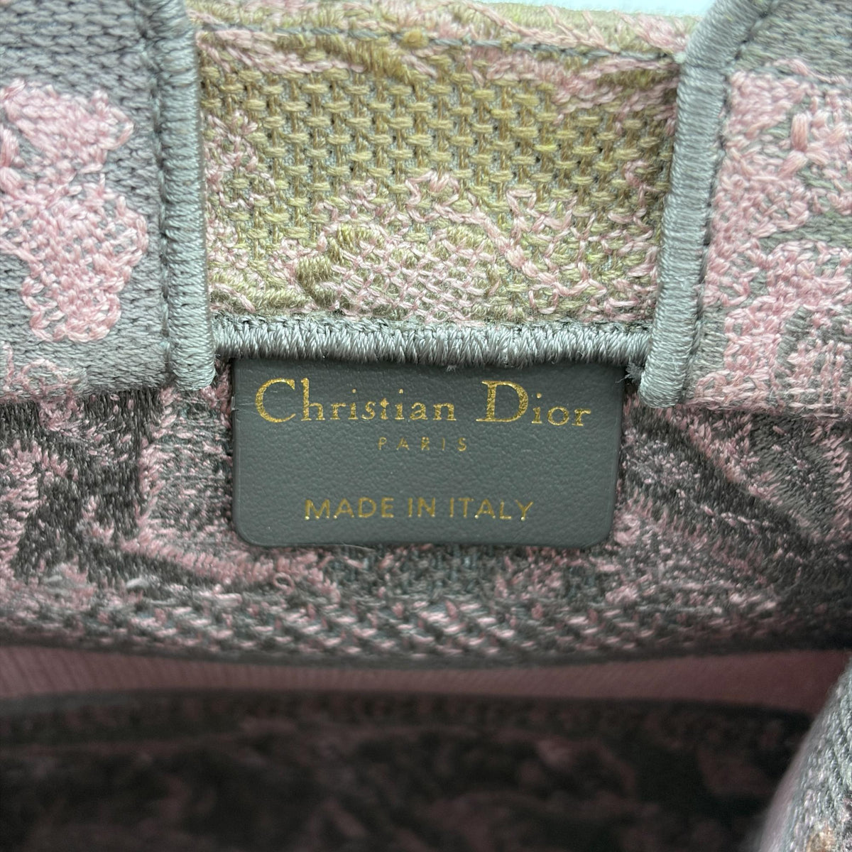 Christian Dior Book Embroidered Canvas Pink Canvas Tote Bag Bag (Pre-Owned)