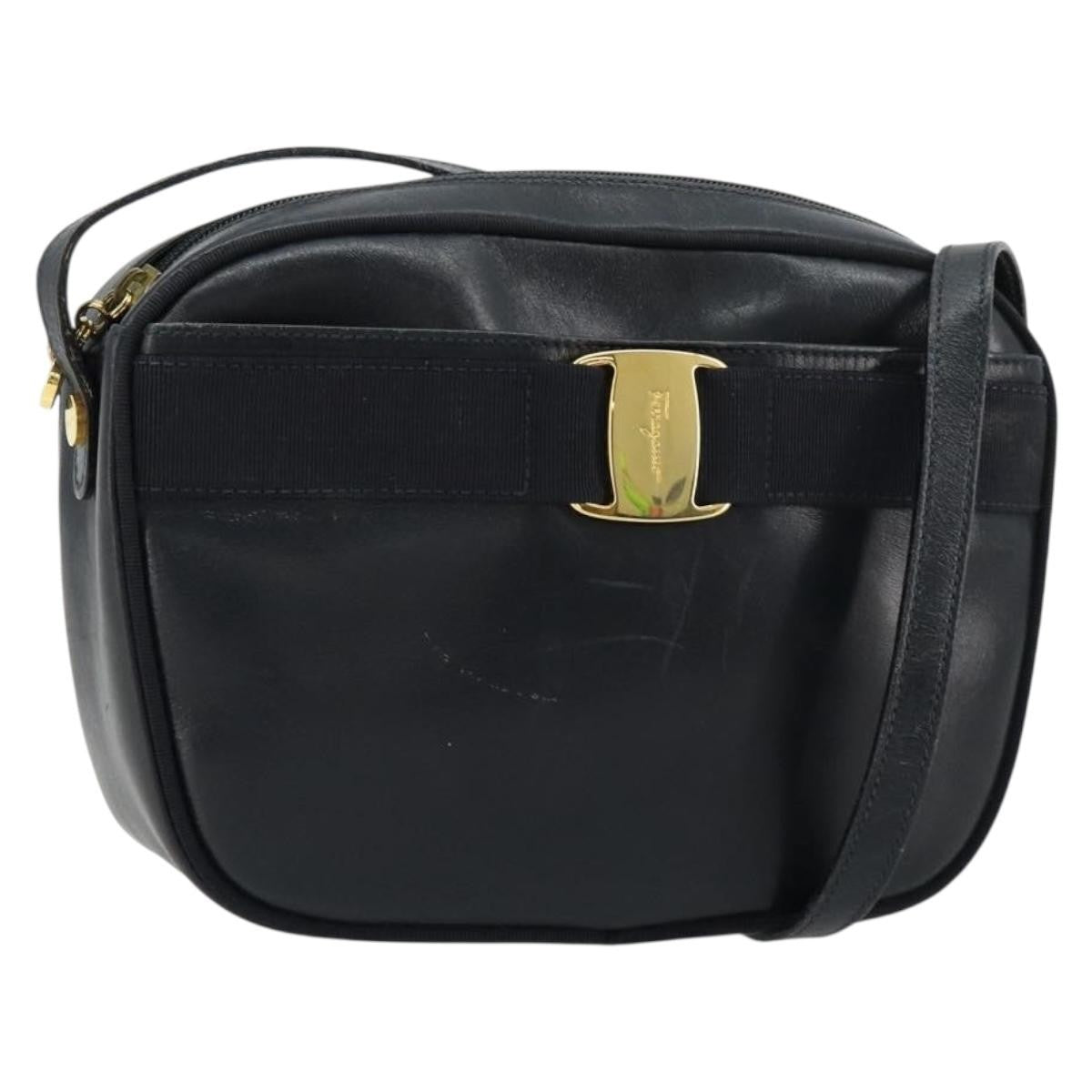 Salvatore Ferragamo Vala Leather Navy Leather Shoulder Bag Bag (Pre-Owned)