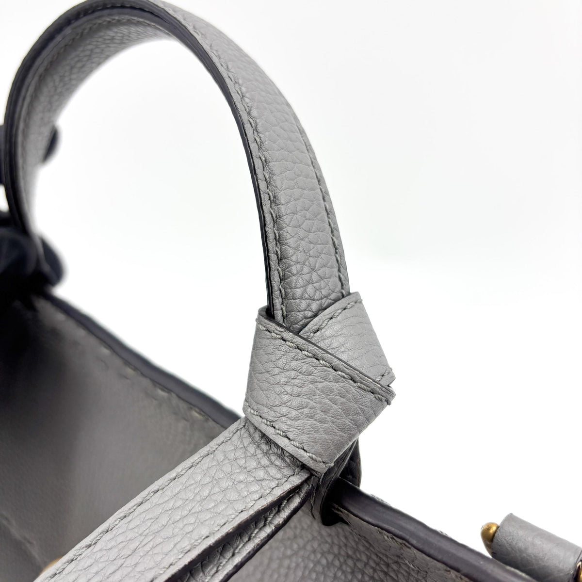 Gucci Gg Marmont Top Handle Leather Gray Leather Handbag (Pre-Owned)