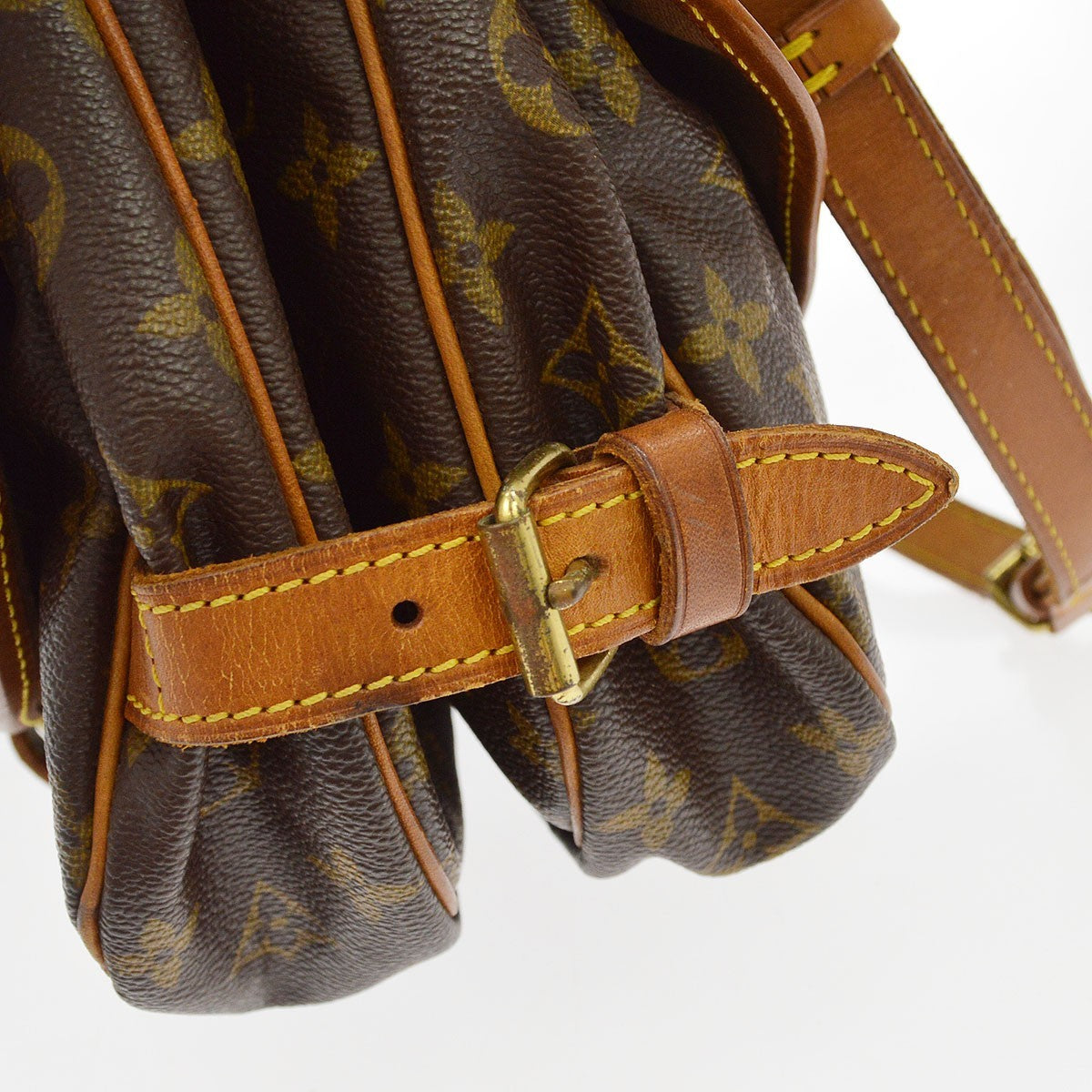 Louis Vuitton Saumur Monogram Canvas Brown Canvas Shoulder Bag Bag (Pre-Owned)