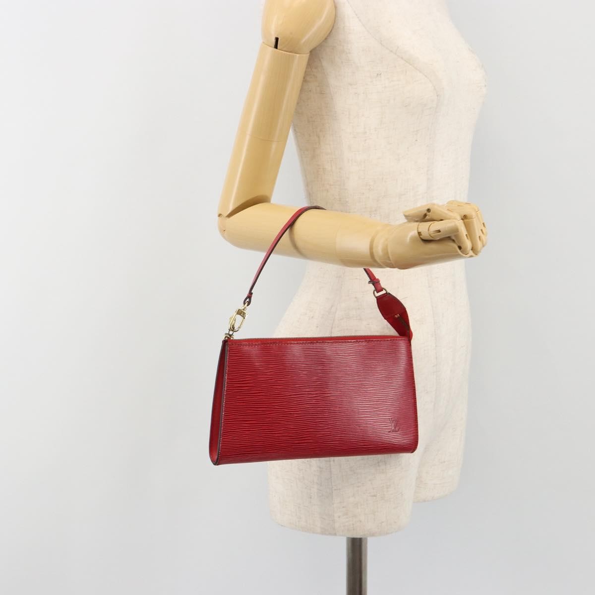 Louis Vuitton Pochette Accessoires Epi Red Leather Clutche & Pouche Bag (Pre-Owned)