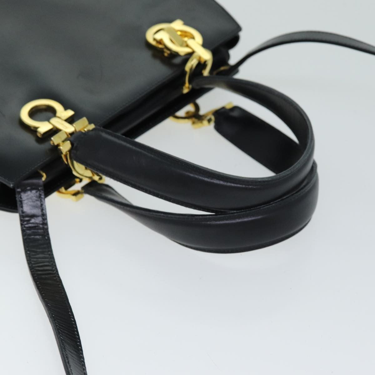 Salvatore Ferragamo Gancini Leather Black Leather Handbag (Pre-Owned)