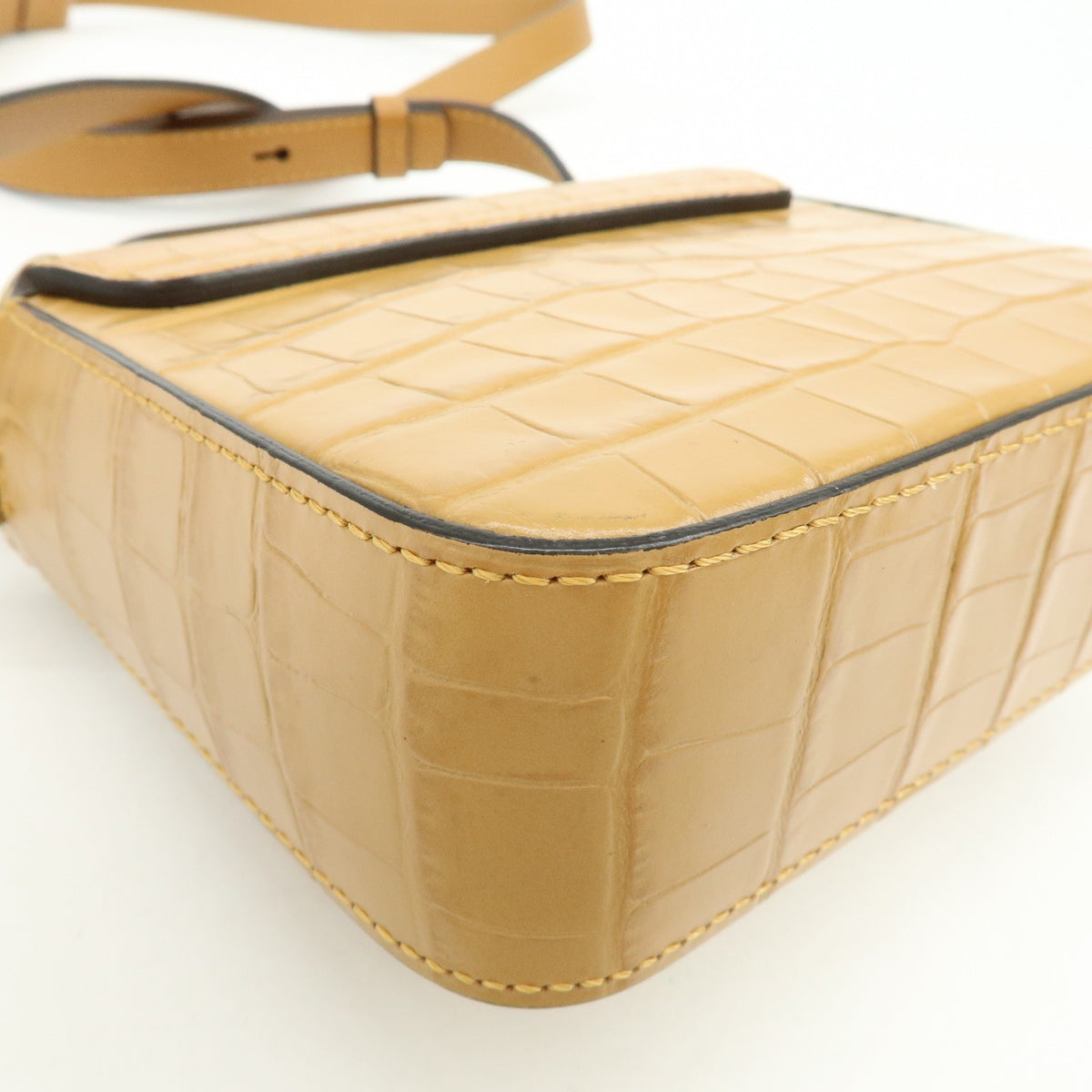 Chloe C Flap Crocodile Embossed Leather Brown Leather Handbag (Pre-Owned)