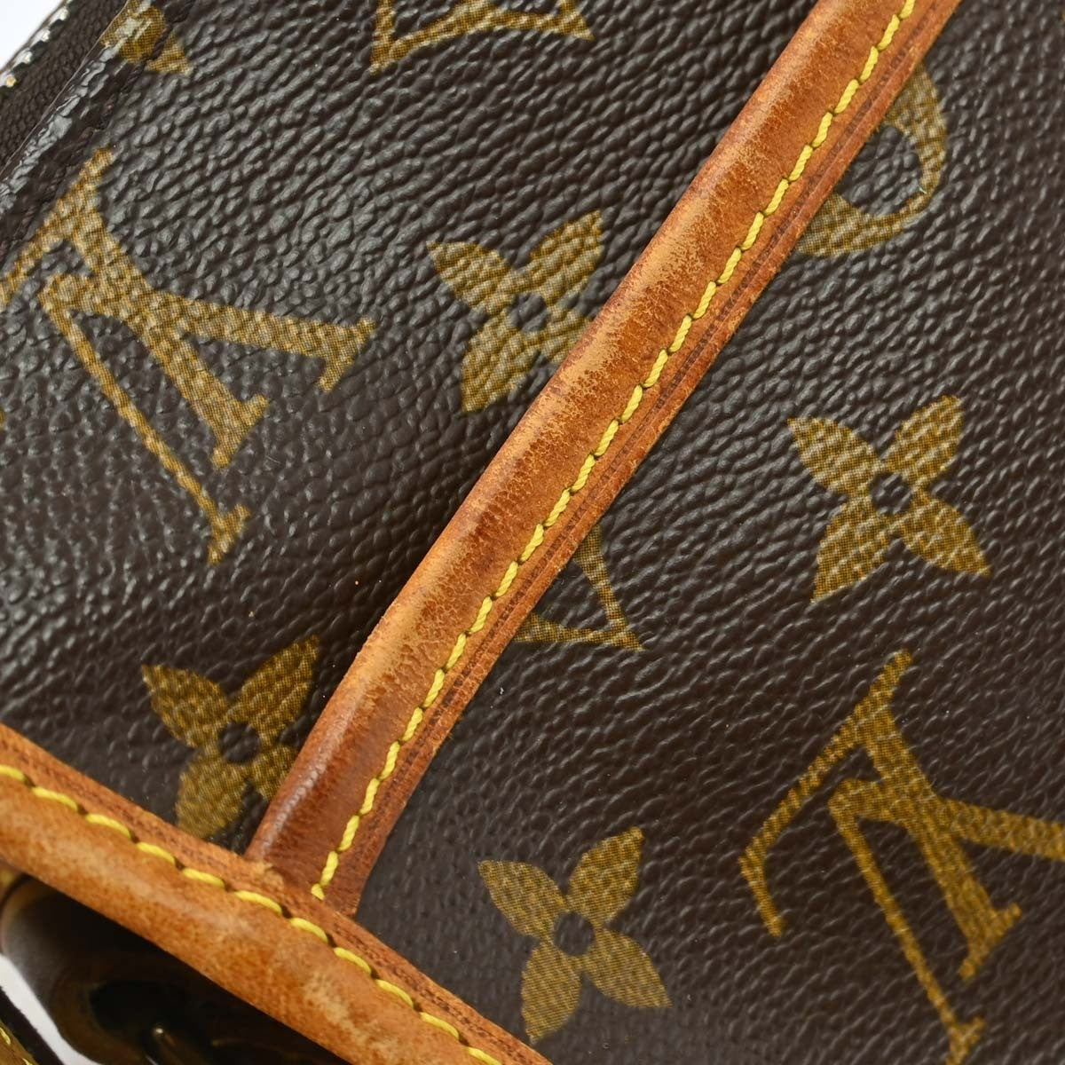 Louis Vuitton Popincourt Monogram Canvas Brown Canvas Shoulder Bag Bag (Pre-Owned)