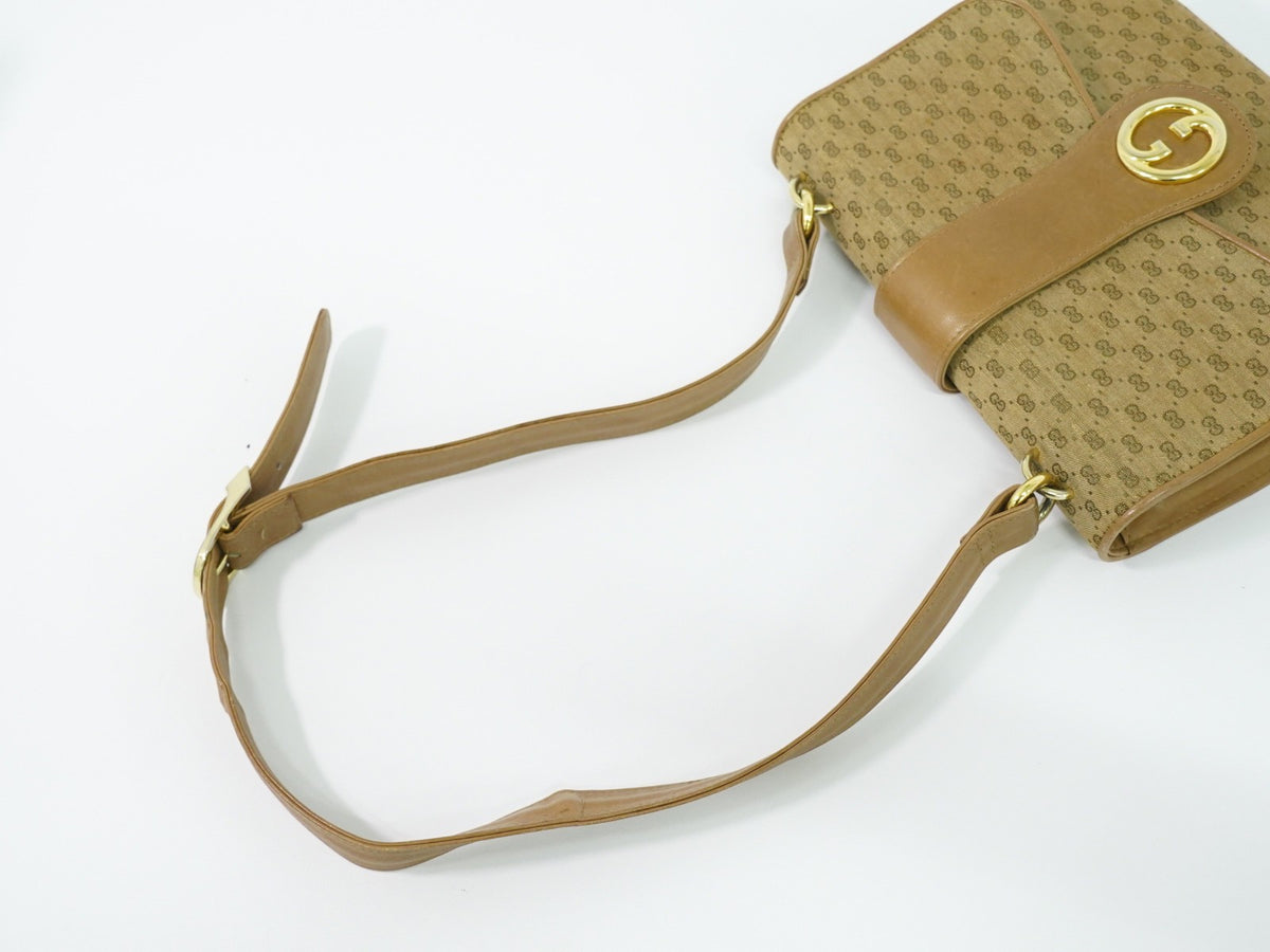 Gucci Shoulder Canvas Beige Canvas Shoulder Bag Bag (Pre-Owned)