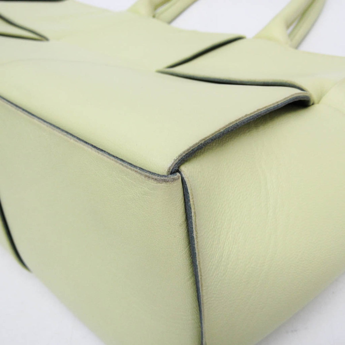 Bottega Veneta Arco Maxi Intrecciato Leather Green Leather Tote Bag Bag (Pre-Owned)