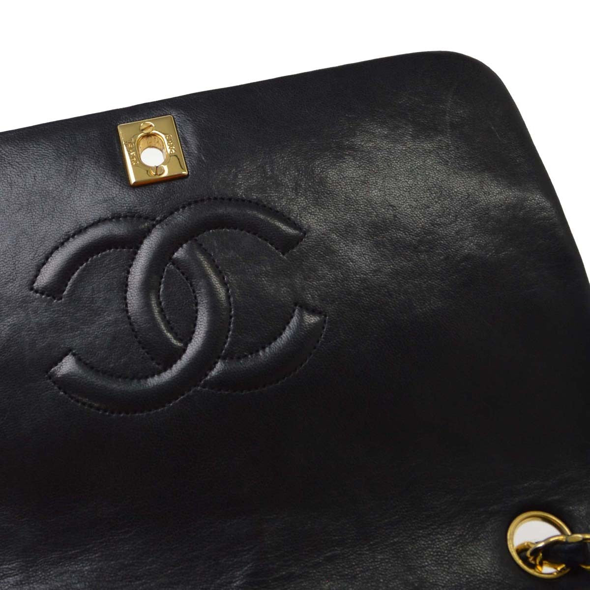 Chanel Vintage Full Flap Quilted Lambskin Black Leather Handbag (Pre-Owned)